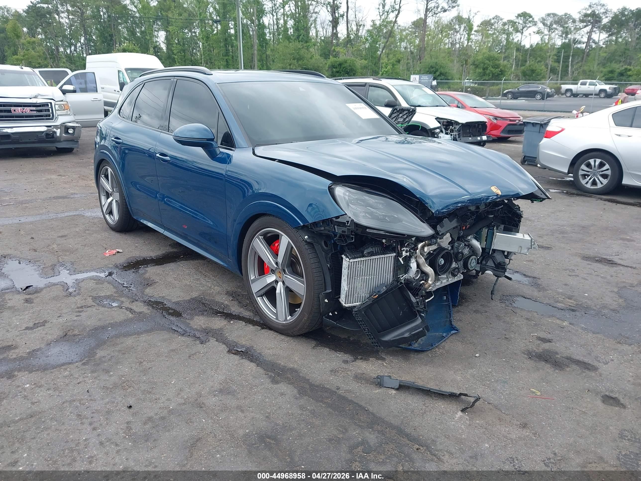 2025 Porsche Cayenne GTS, VIN WP1AG2AY7SDA24466 — Front end