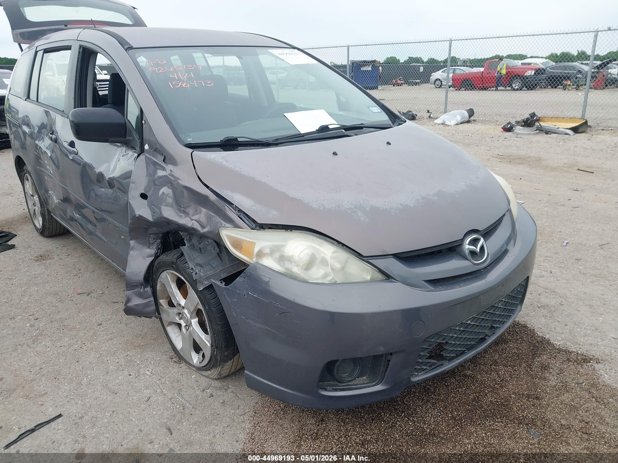 2007 Mazda 5 Sport, VIN JM1CR293070158473 — Бок