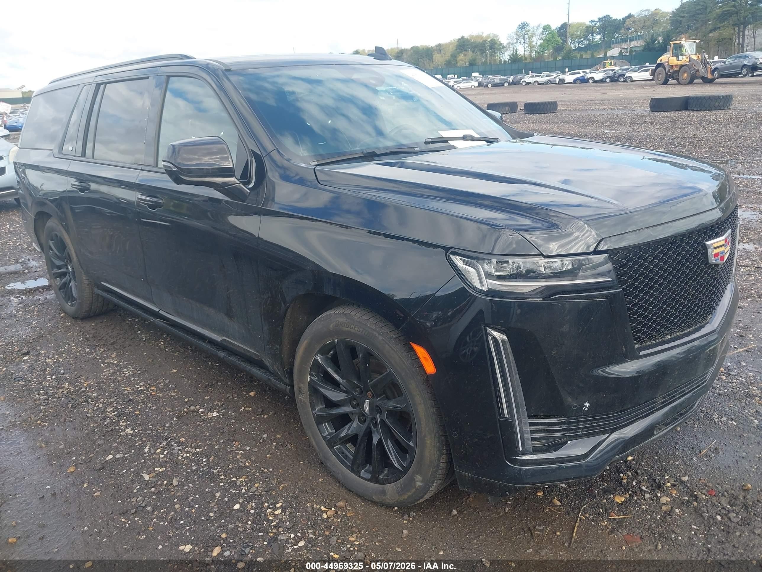 2022 Cadillac Escalade ESV Sport, VIN 1GYS4PKL0NR142262 — Water / flood