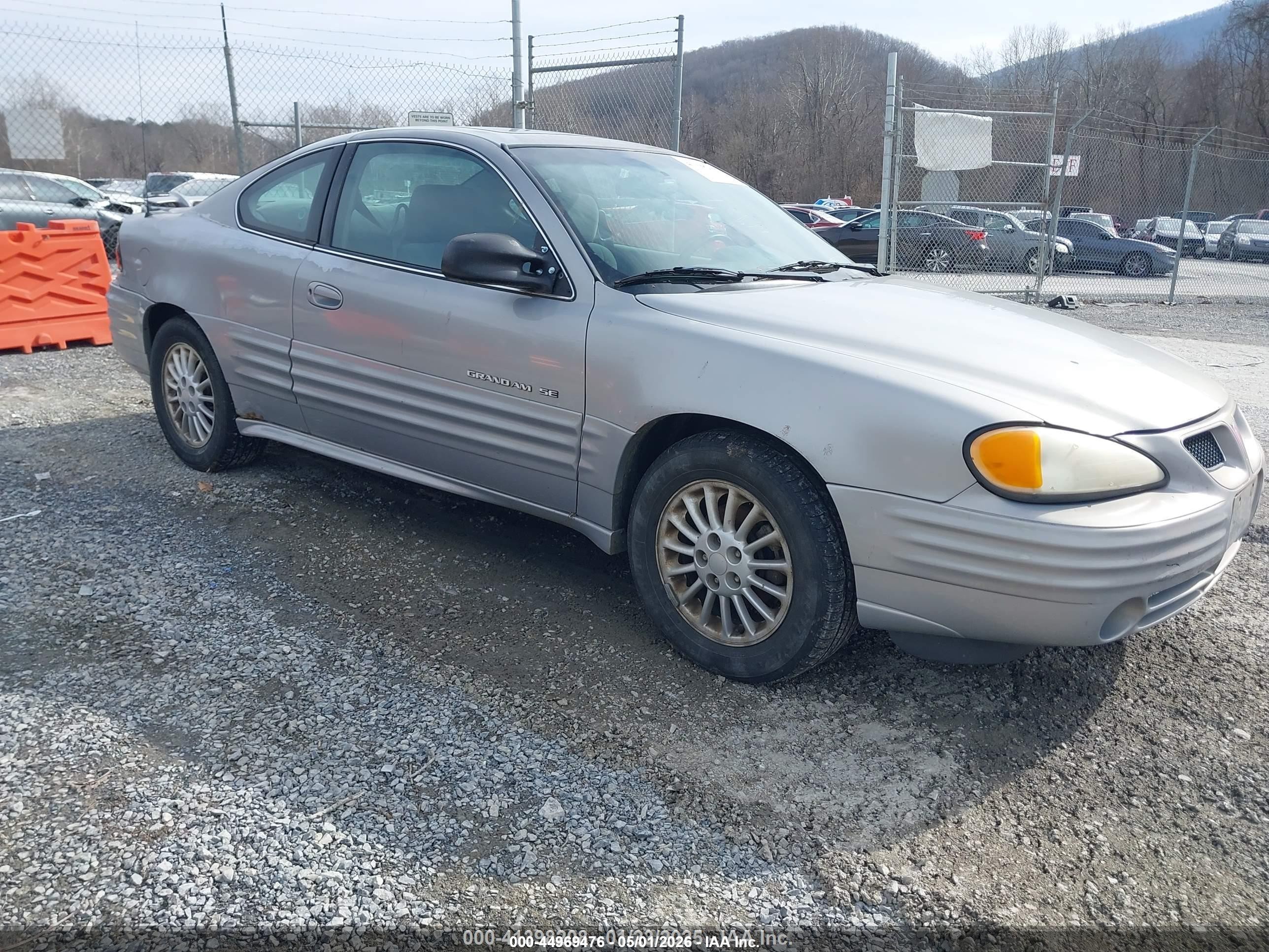 2000 Pontiac Grand Am, VIN 1G2NF12T1YM847345 — All over