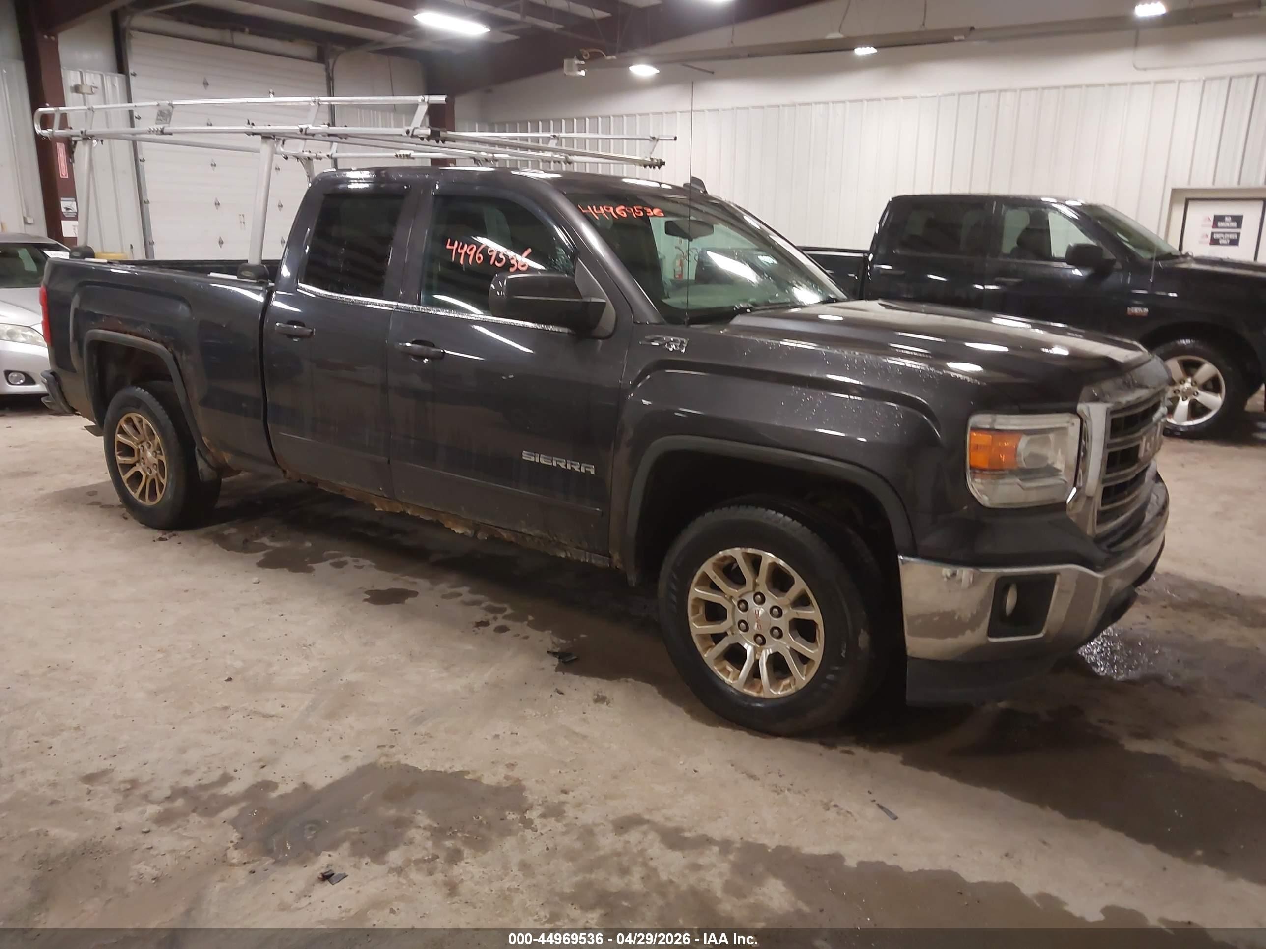 2014 GMC Sierra 1500 SLE, VIN 1GTV2UEH4EZ209959 — Normal wear