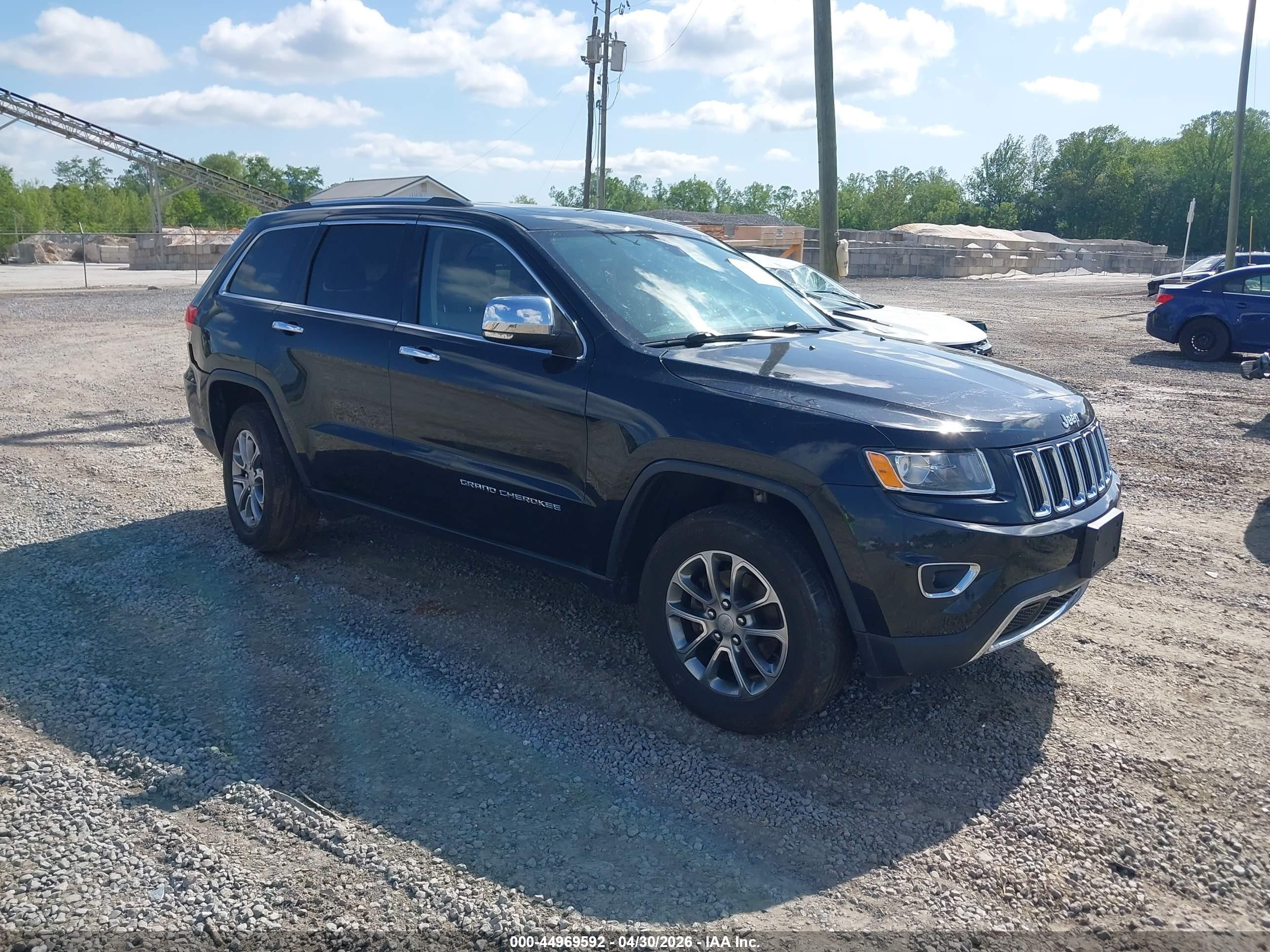 2016 Jeep Grand Cherokee Limited, VIN 1C4RJFBG0GC410162 — Rear end