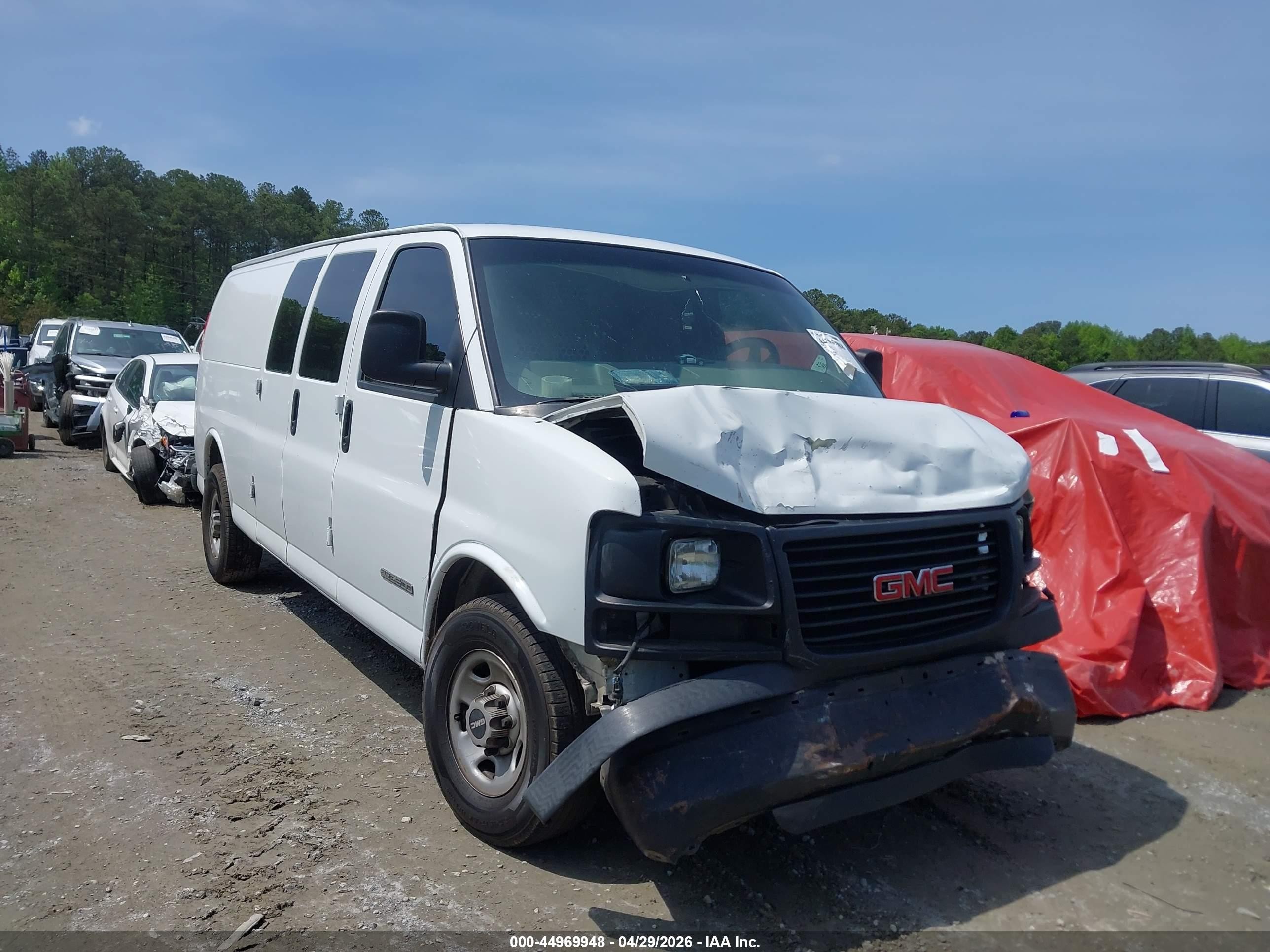2006 GMC Savana Cargo Y3H Paratransit, VIN 1GTGG29U361178869 — Front end