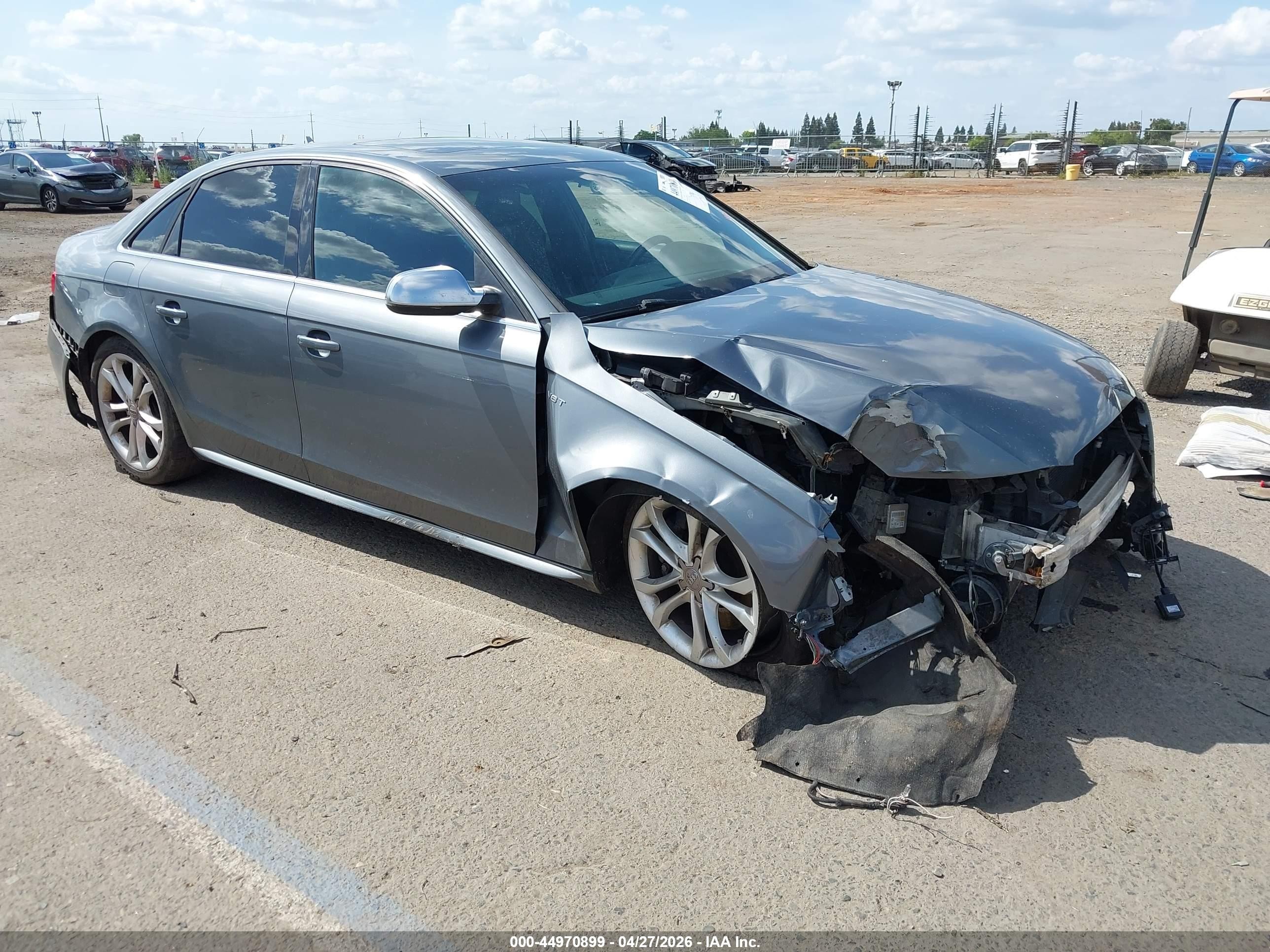 2012 Audi S4 Premium Plus, VIN WAUBGAFL7CA083143 — Перед
