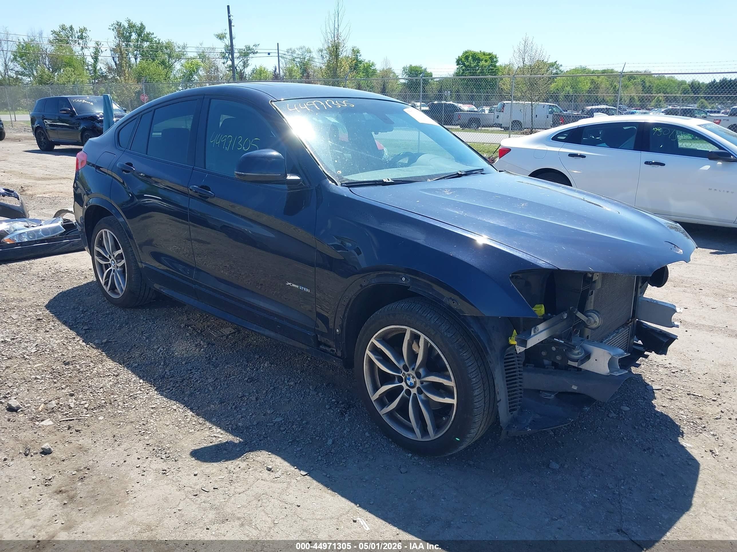 2015 BMW X4 xDrive28i, VIN 5UXXW3C51F0M88498 — Front end