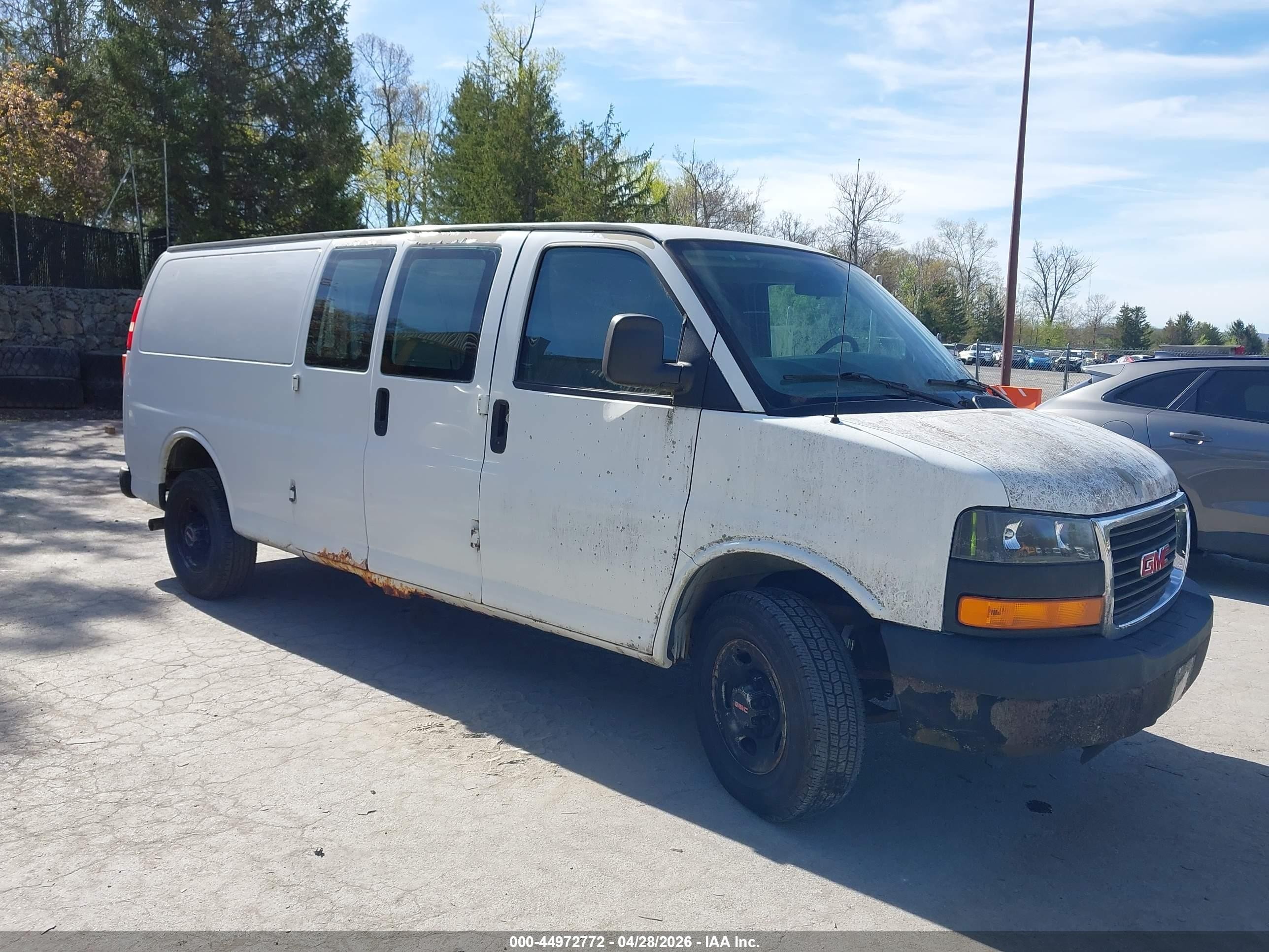 2008 GMC Savana Cargo, VIN 1GTGG29C981151444 — Normal wear