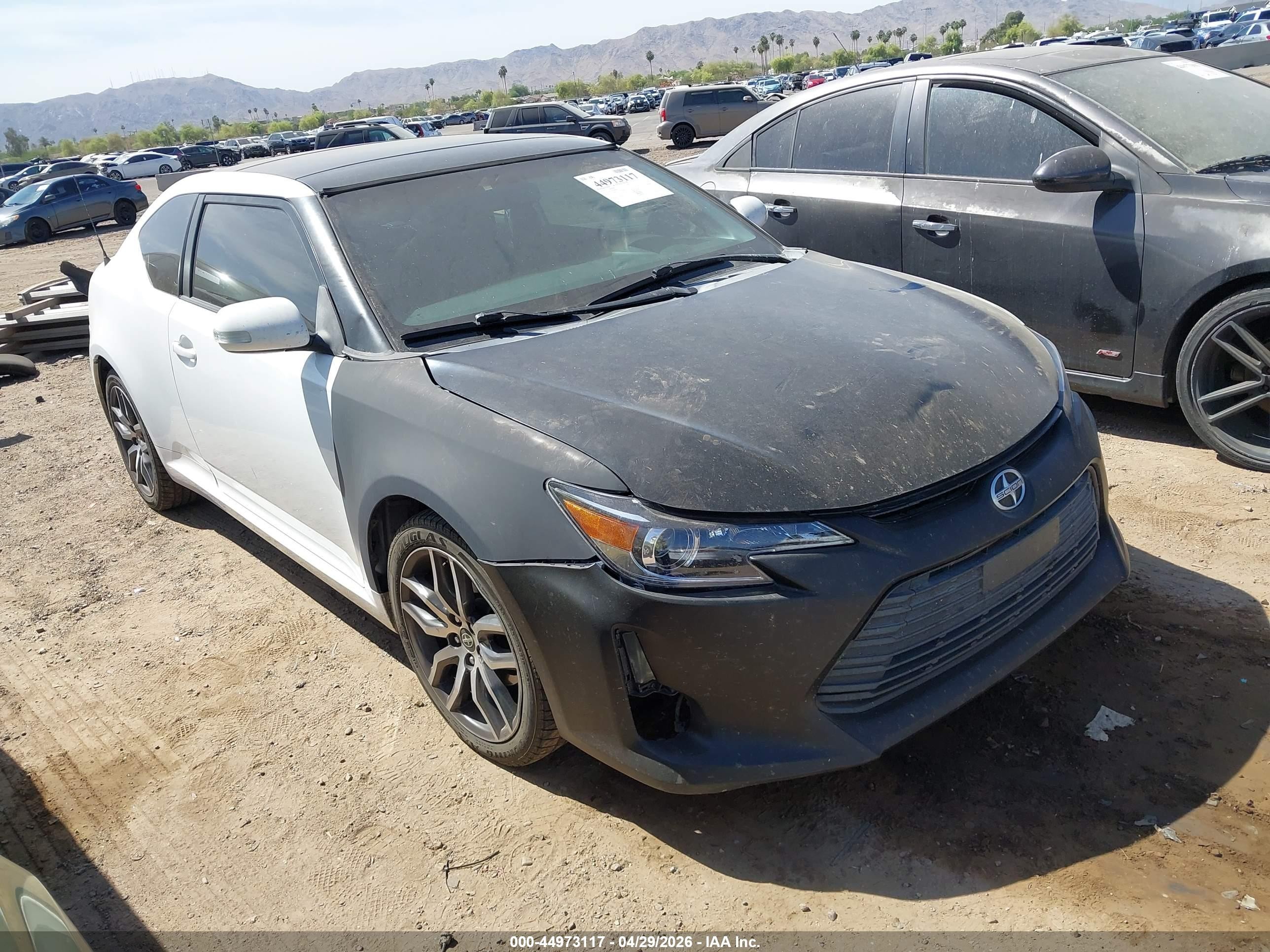 2014 Scion tC, VIN JTKJF5C78E3069560 — Normal wear
