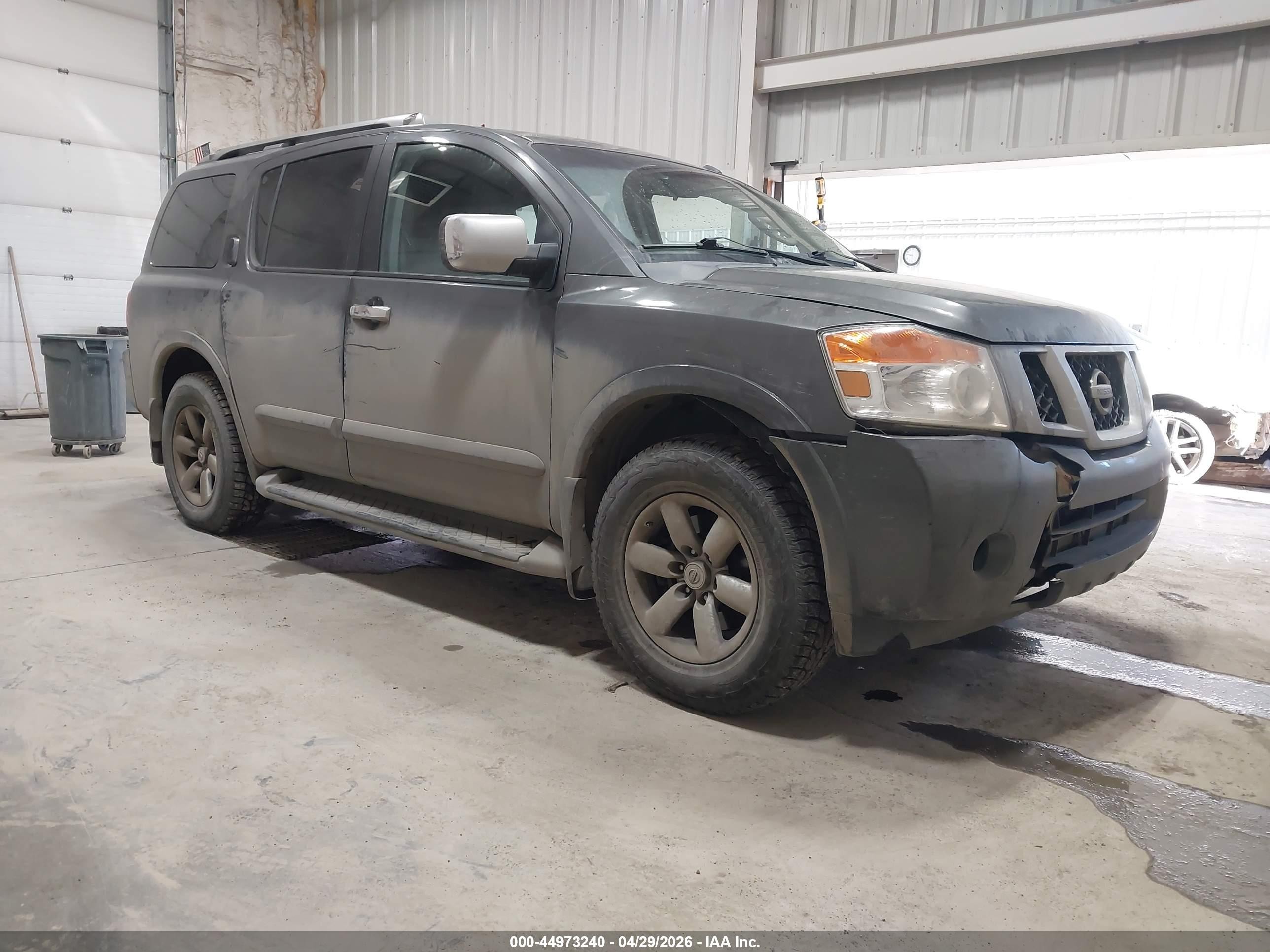 2011 Nissan Armada Platinum, VIN 5N1AA0NC2BN620435 — Normal wear
