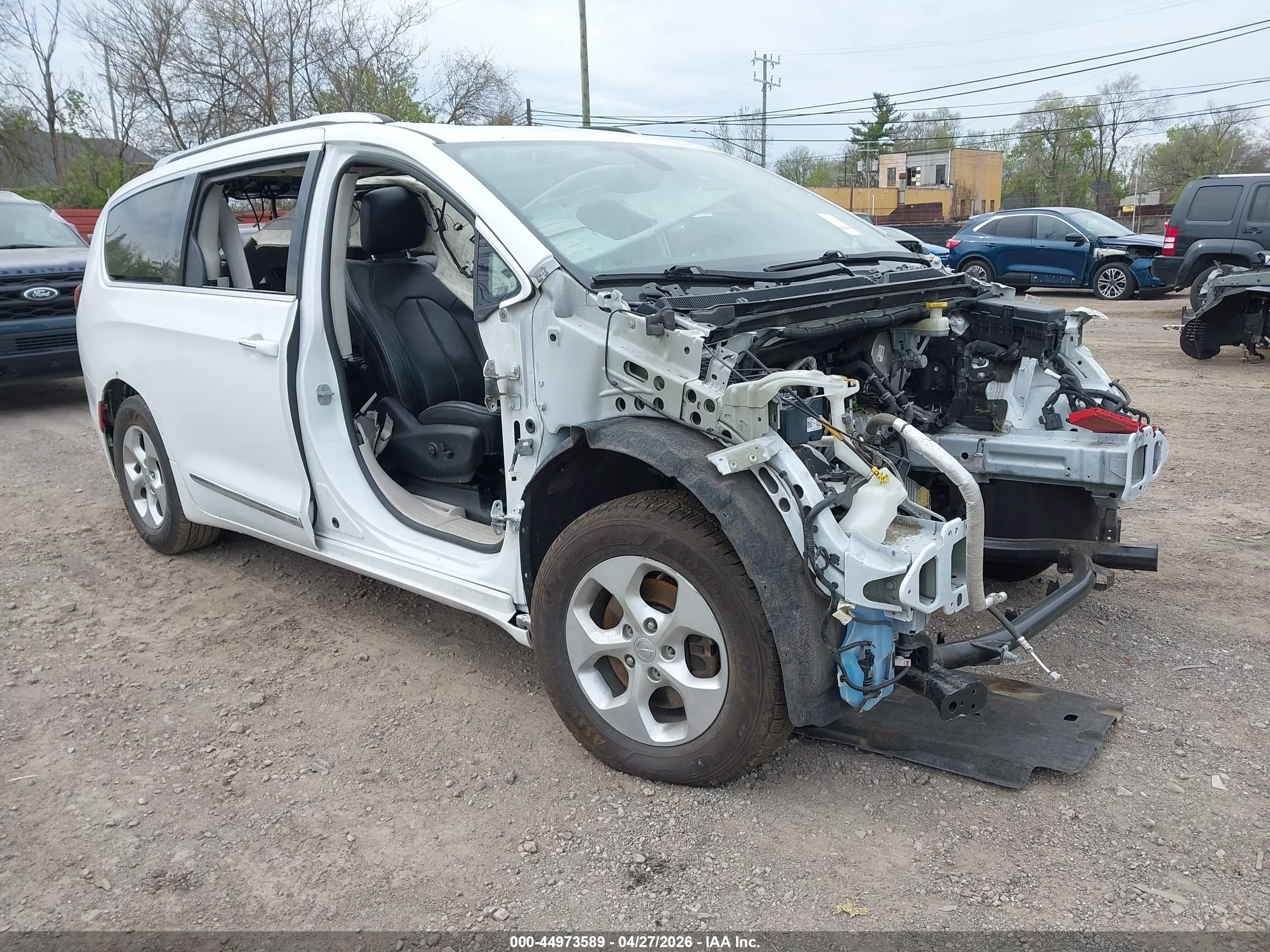 2019 Chrysler Pacifica Limited, VIN 2C4RC1GG0KR657574 — Theft recovery
