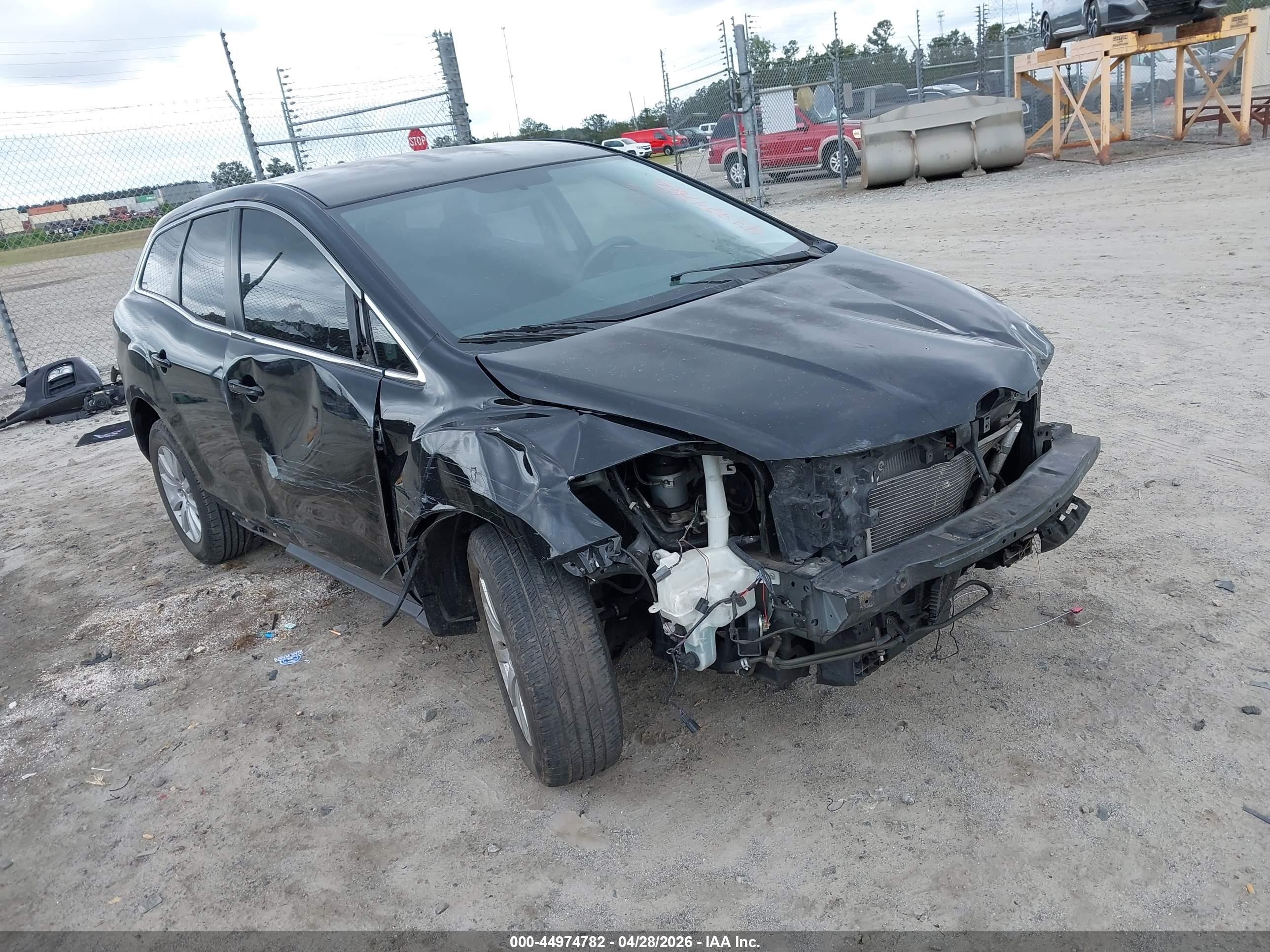 2011 Mazda CX-7 i SV, VIN JM3ER2A53B0408617 — Перед