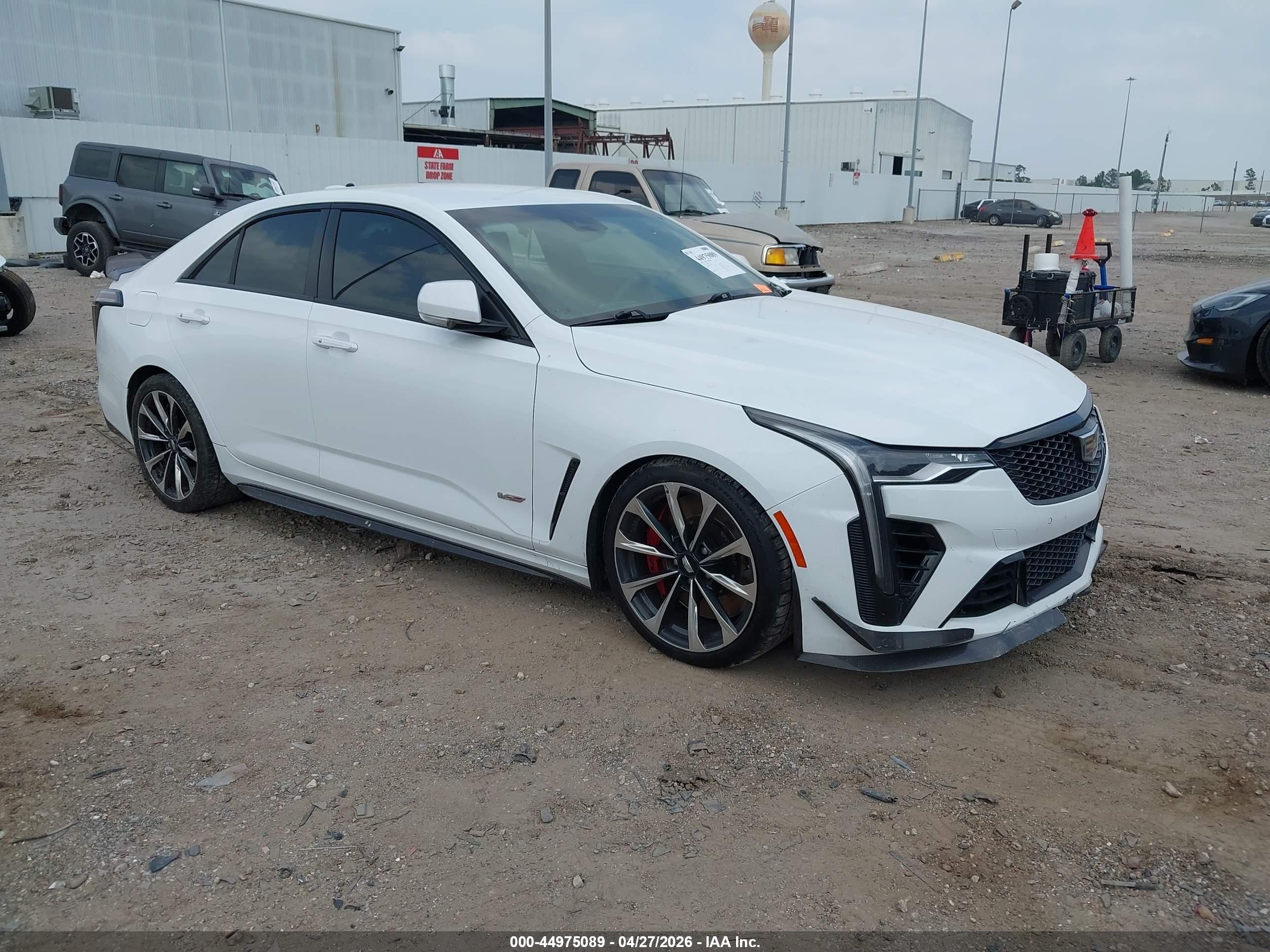 2022 Cadillac CT4-V Blackwing, VIN 1G6D75RP3N0410568 — Side