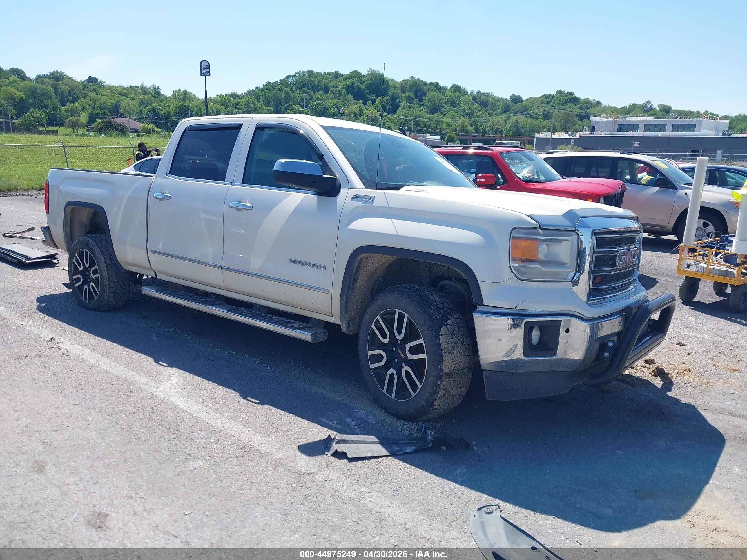 2014 GMC Sierra 1500 SLT, VIN 3GTU2VEJXEG430356 — Front end