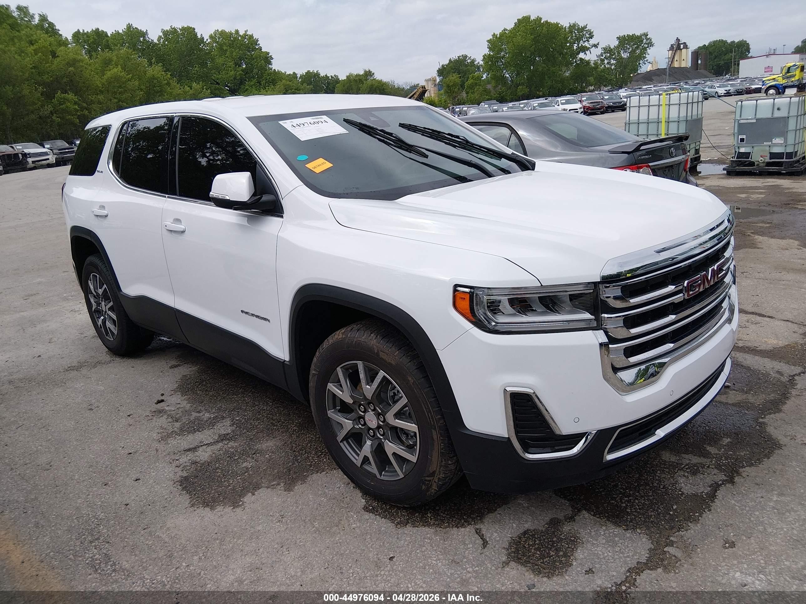 2022 GMC Acadia SLE, VIN 1GKKNRL41NZ165382 — Пресная вода
