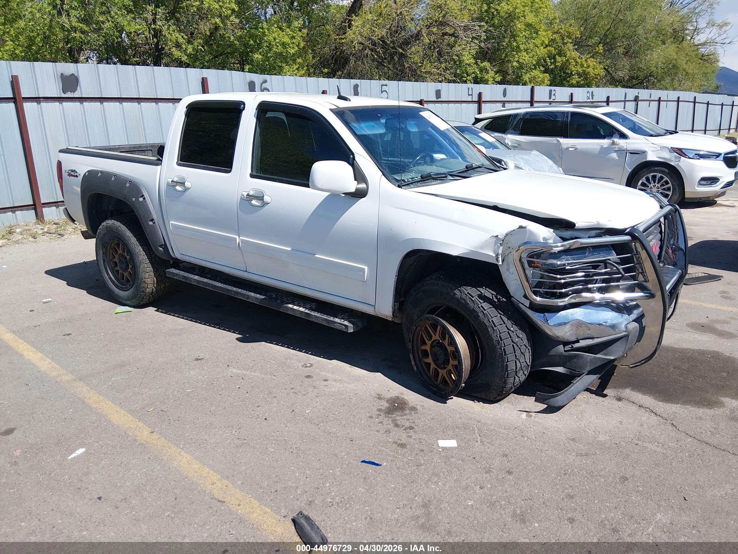 2011 GMC Canyon SLT, VIN 1GTH6NFE8B8109201 — Front end