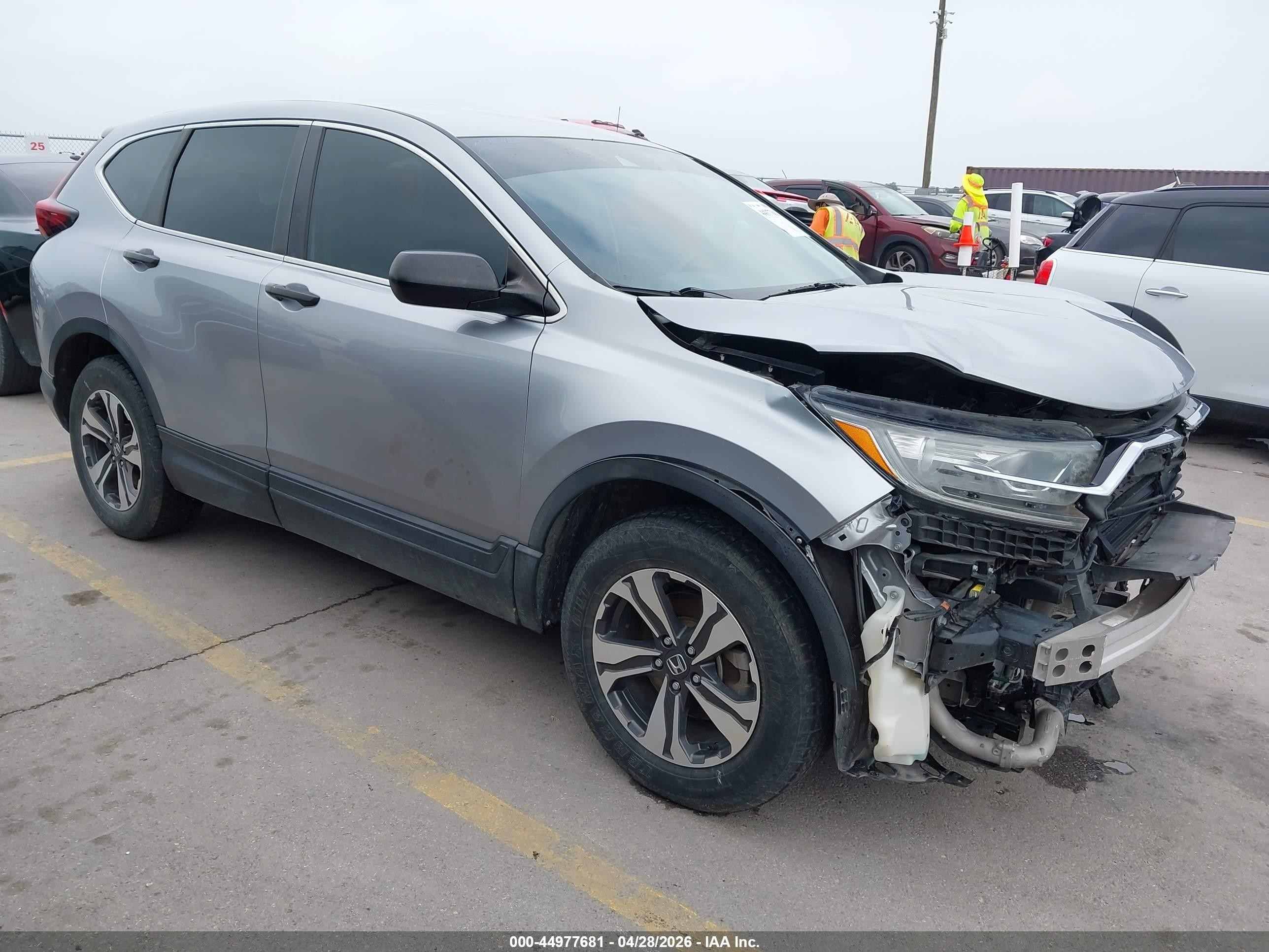 2020 Honda CR-V LX, VIN 5J6RW2H2XLL003735 — Front end