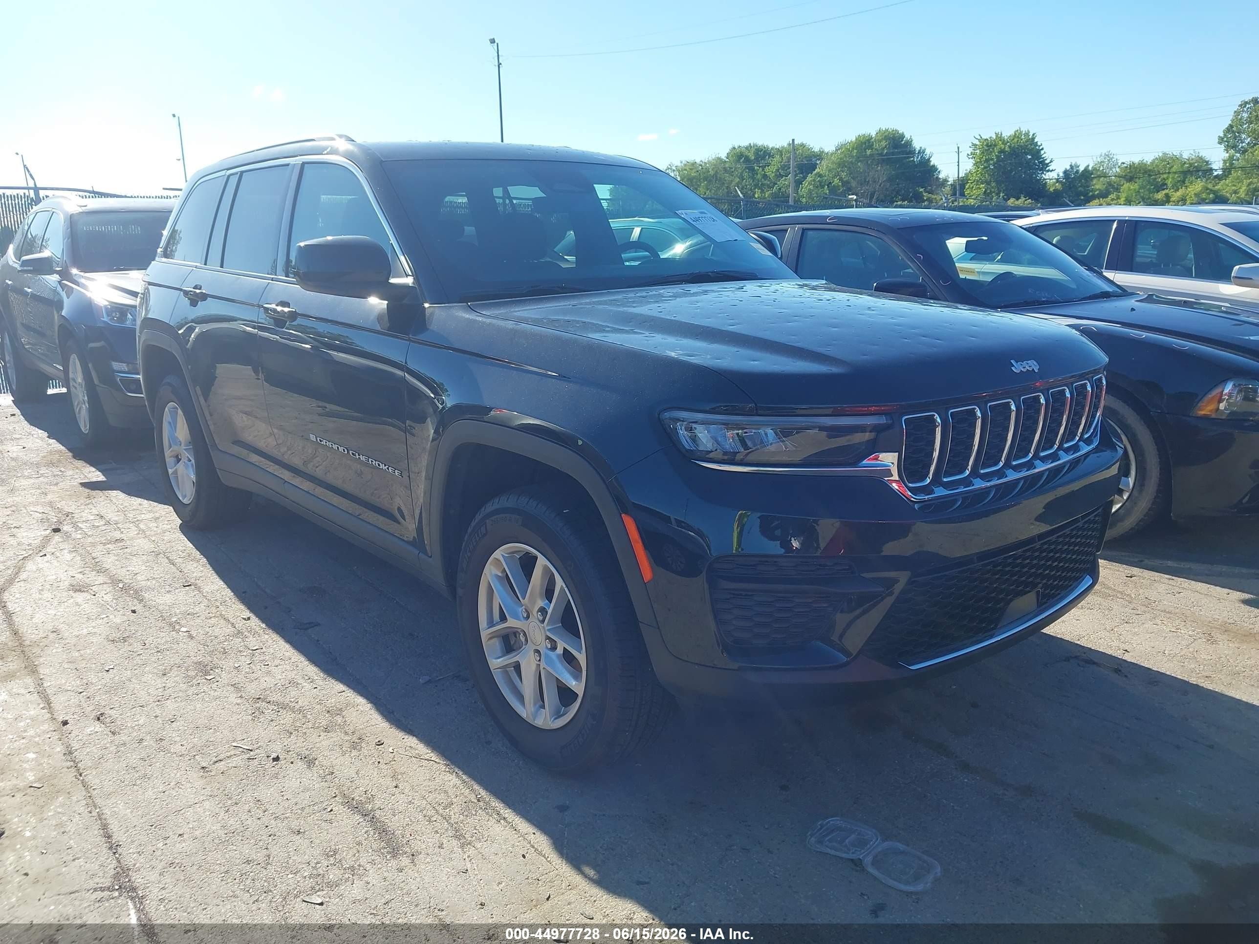 2025 Jeep Grand Cherokee Altitude, VIN 1C4RJHAG8SC333269 — Hail