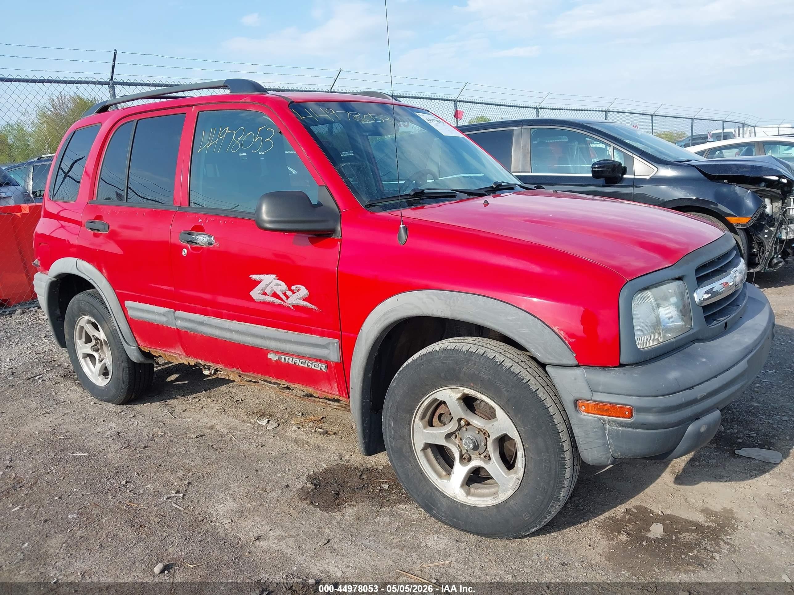 2004 Chevrolet Tracker ZR2, VIN 2CNBJ734746900027 — Normal wear