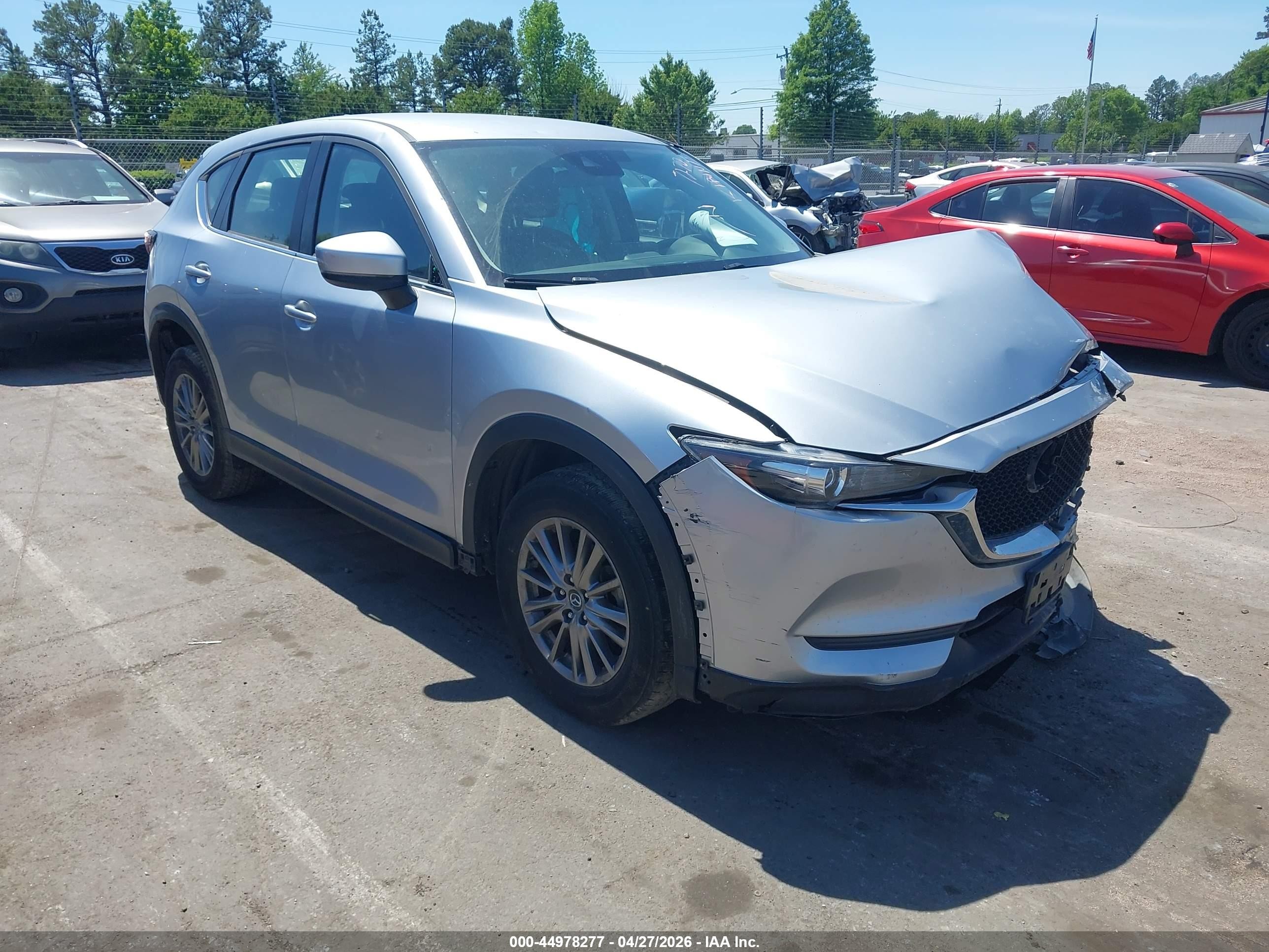 2018 Mazda CX-5 Sport, VIN JM3KFBBM0J0467270 — Normal wear