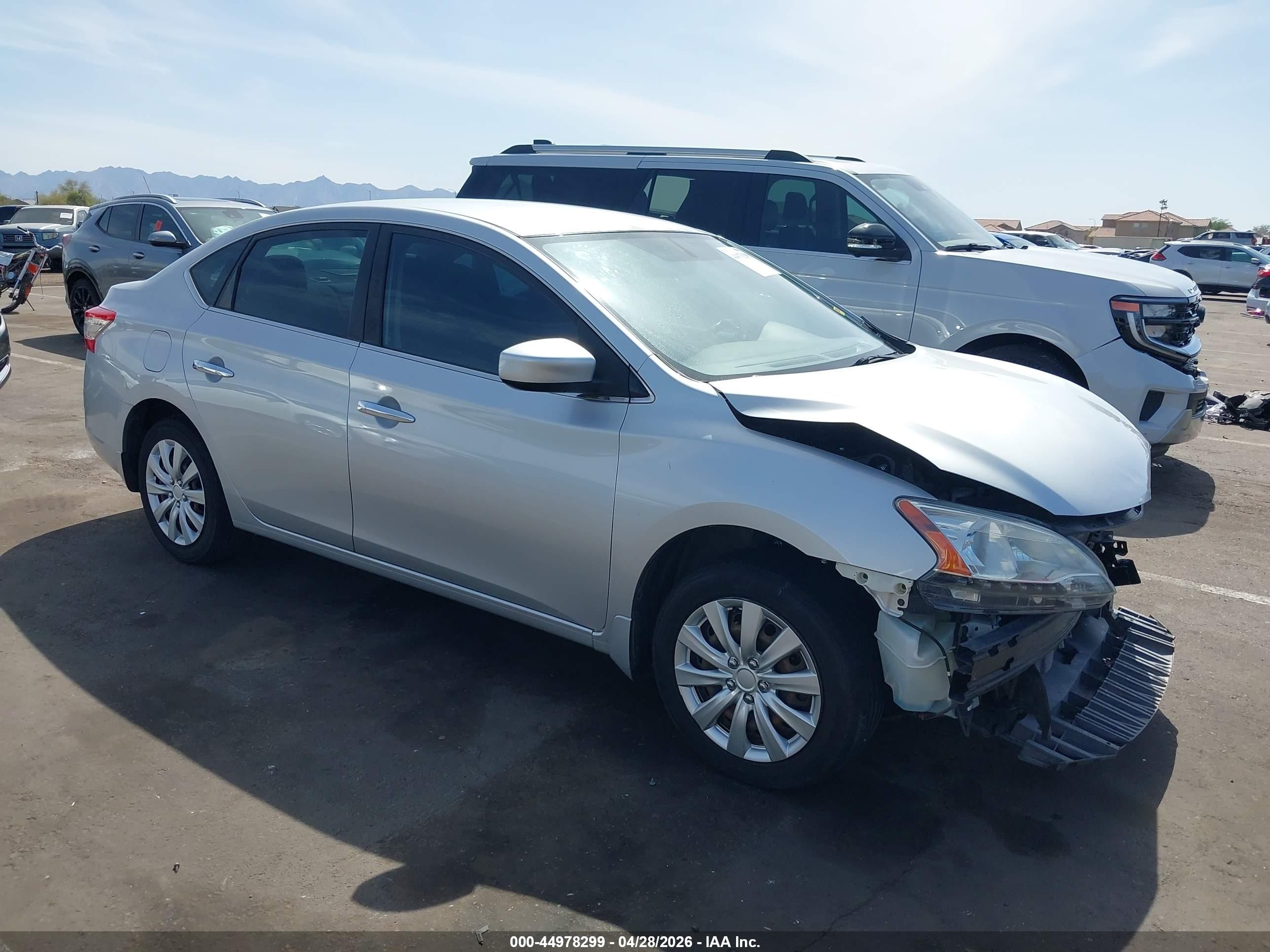 2015 Nissan Sentra SR, VIN 3N1AB7AP5FY374754 — Front end