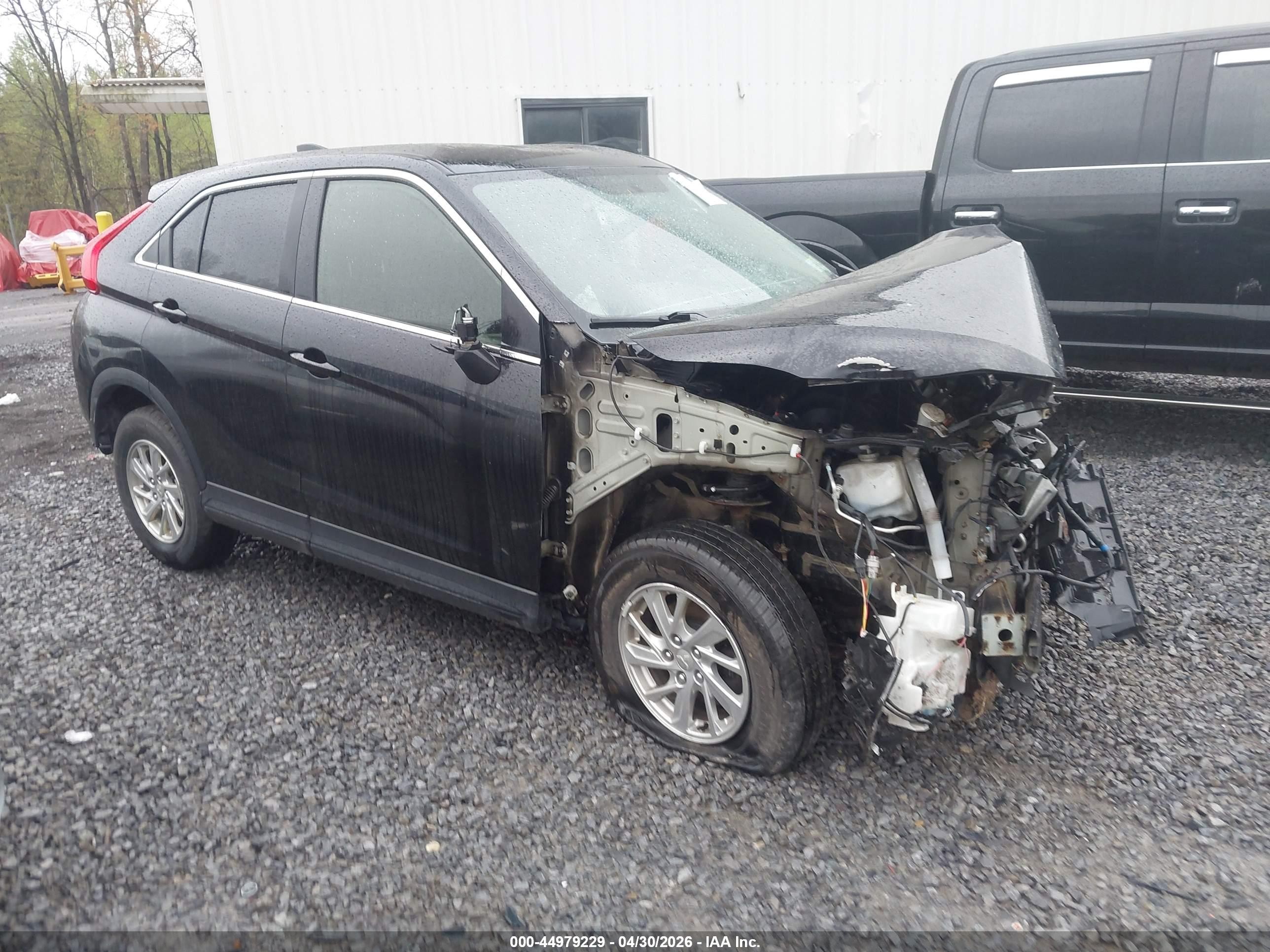 2018 Mitsubishi Eclipse Cross ES, VIN JA4AS3AA5JZ049385 — Фото с аукциона