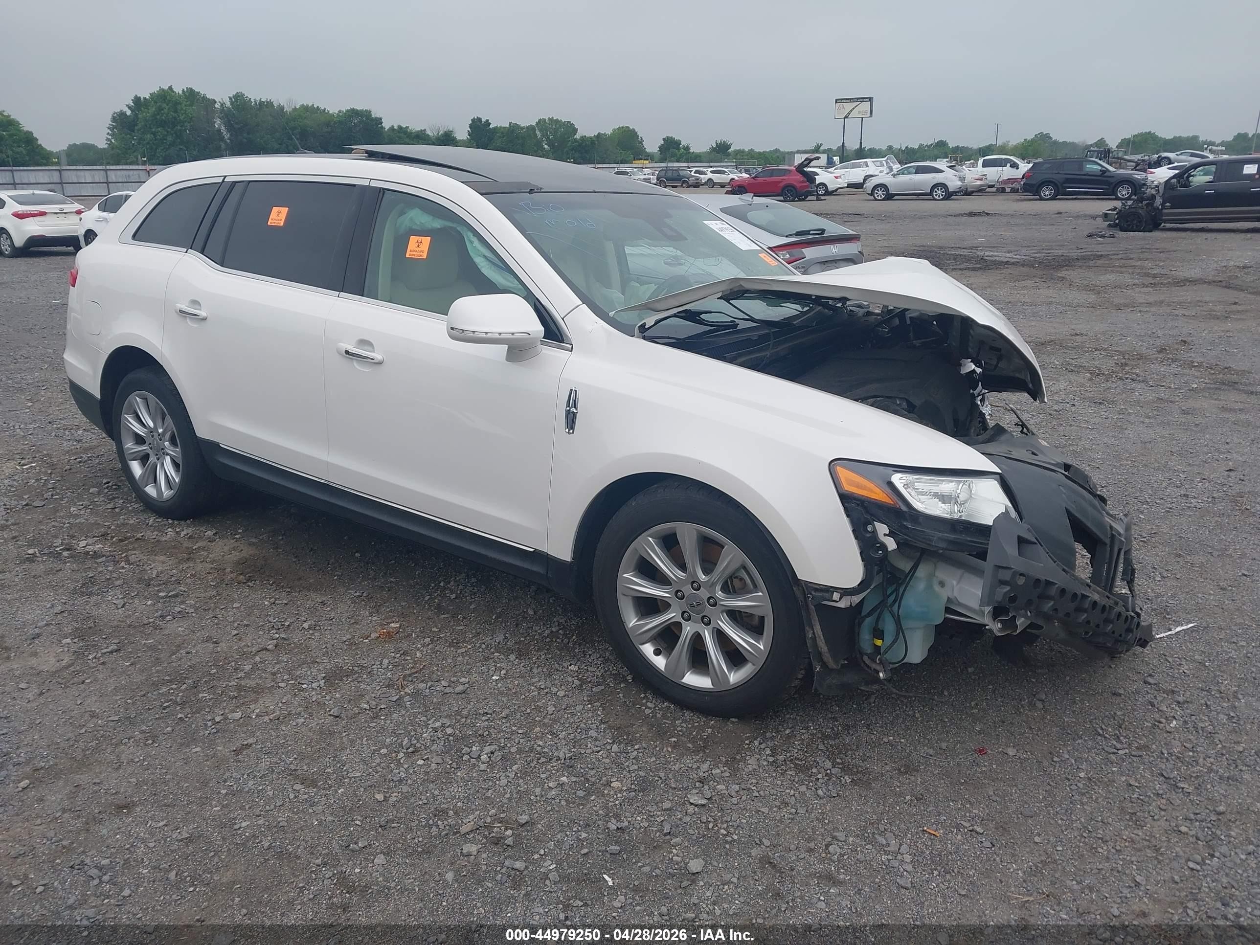 2018 Lincoln MKT Reserve, VIN 2LMHJ5AT7JBL02052 — Biohazard / chemical