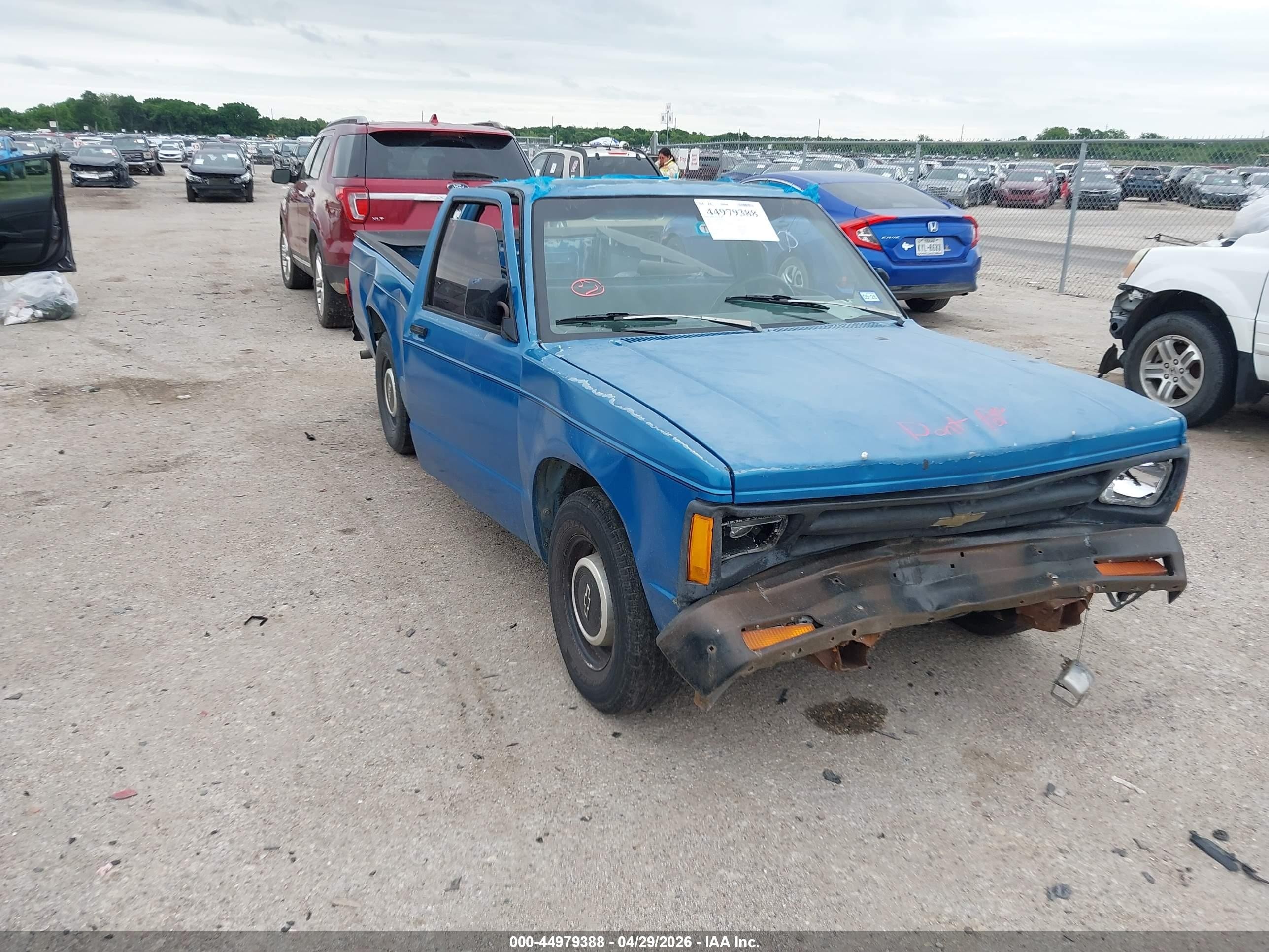 1992 Chevrolet S-10, VIN 1GCCS14A4N8178258 — All over