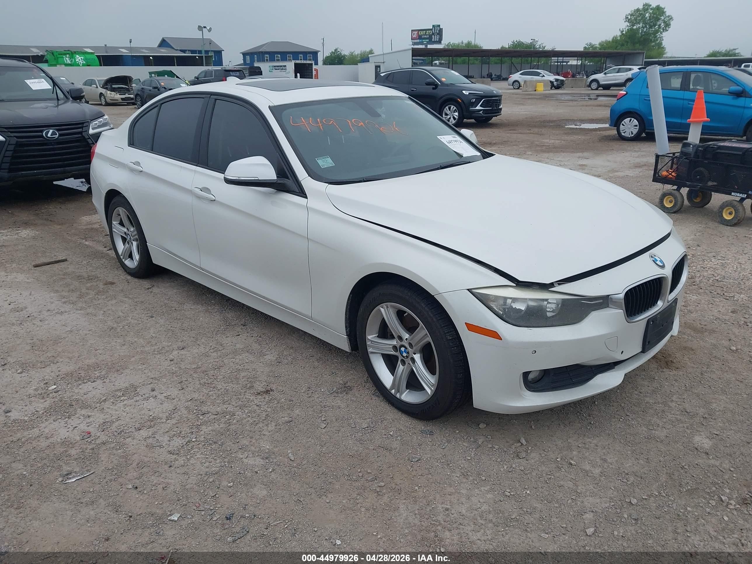 2014 BMW 3 Series 328i xDrive, VIN WBA3B5C52EP541154 — Front end