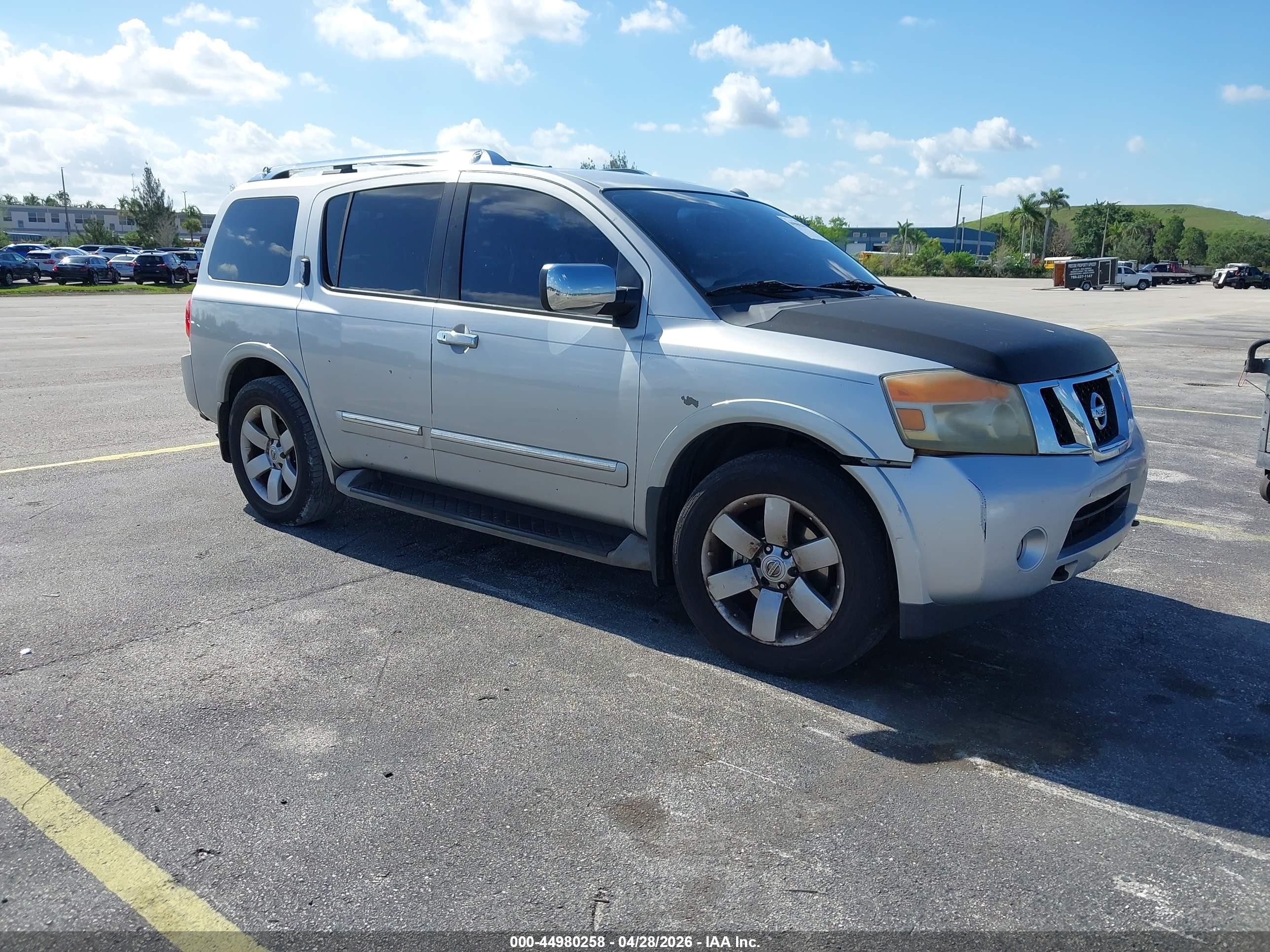 2011 Nissan Armada SV, VIN 5N1BA0ND4BN616450 — Front end