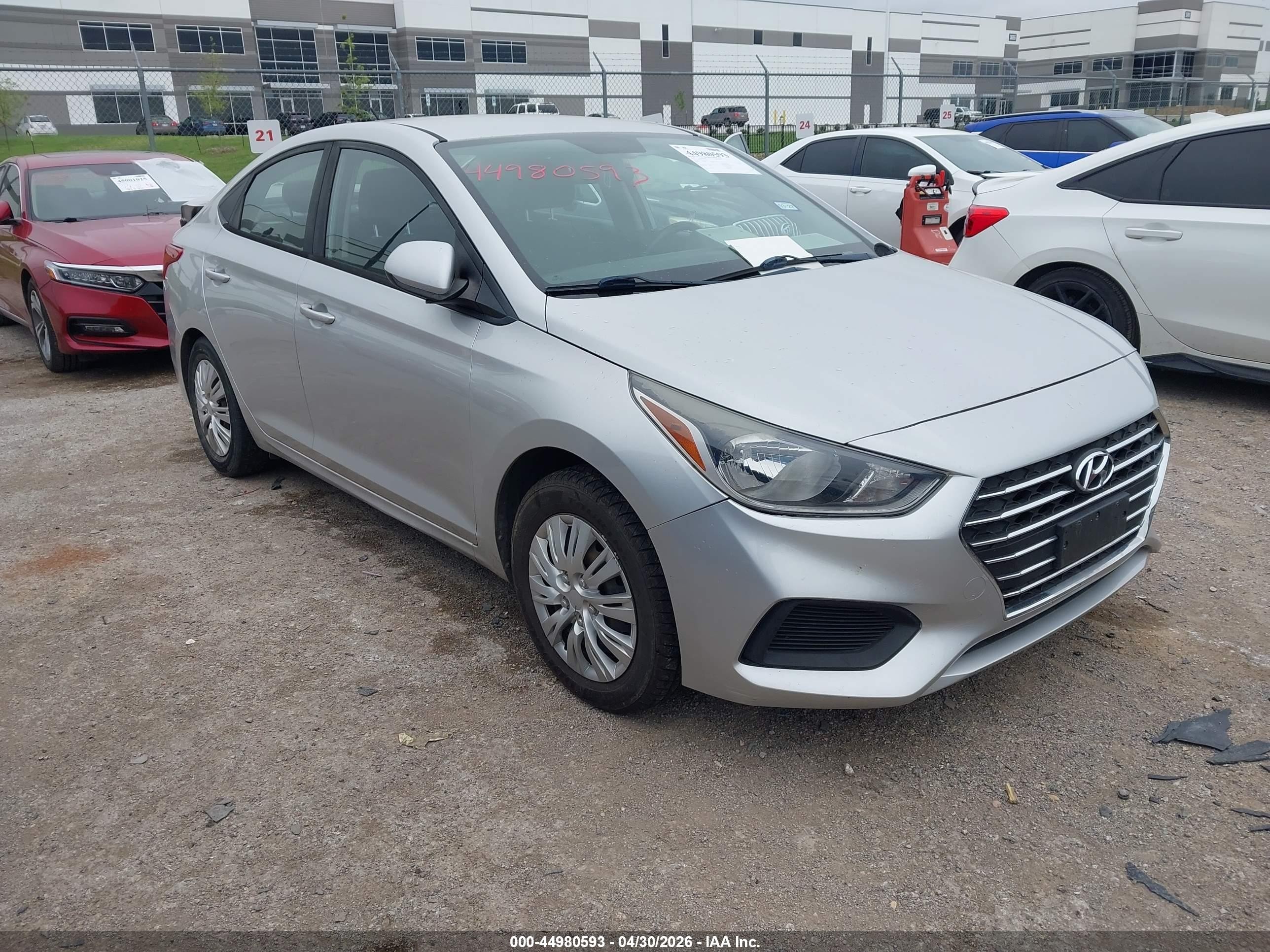 2019 Hyundai Accent SE, VIN 3KPC24A34KE068075 — Rear end