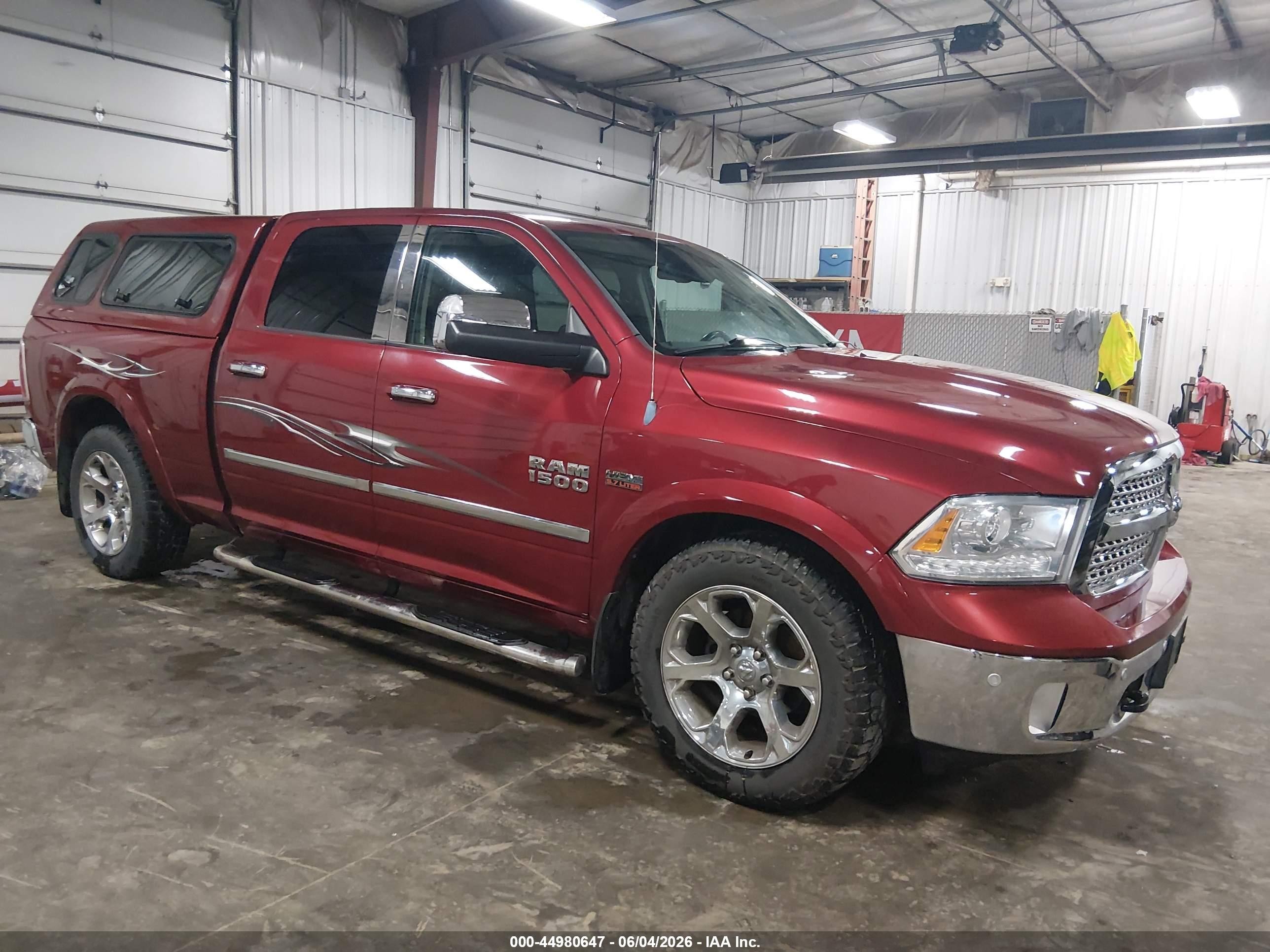 2014 Ram 1500 Laramie, VIN 1C6RR7VT7ES143572 — Град