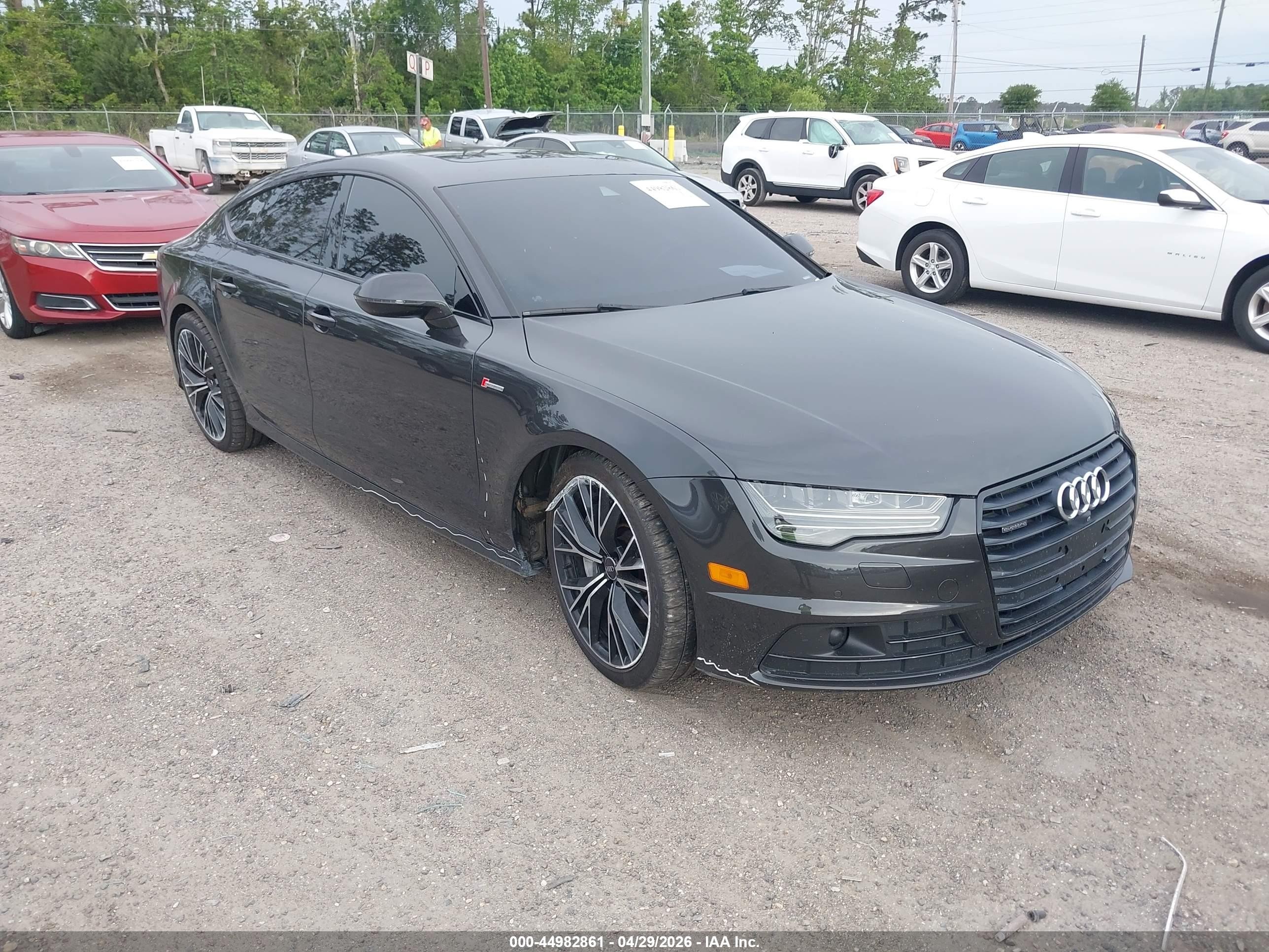 2017 Audi A7 Premium Plus, VIN WAUW2AFC9HN005981 — Front end