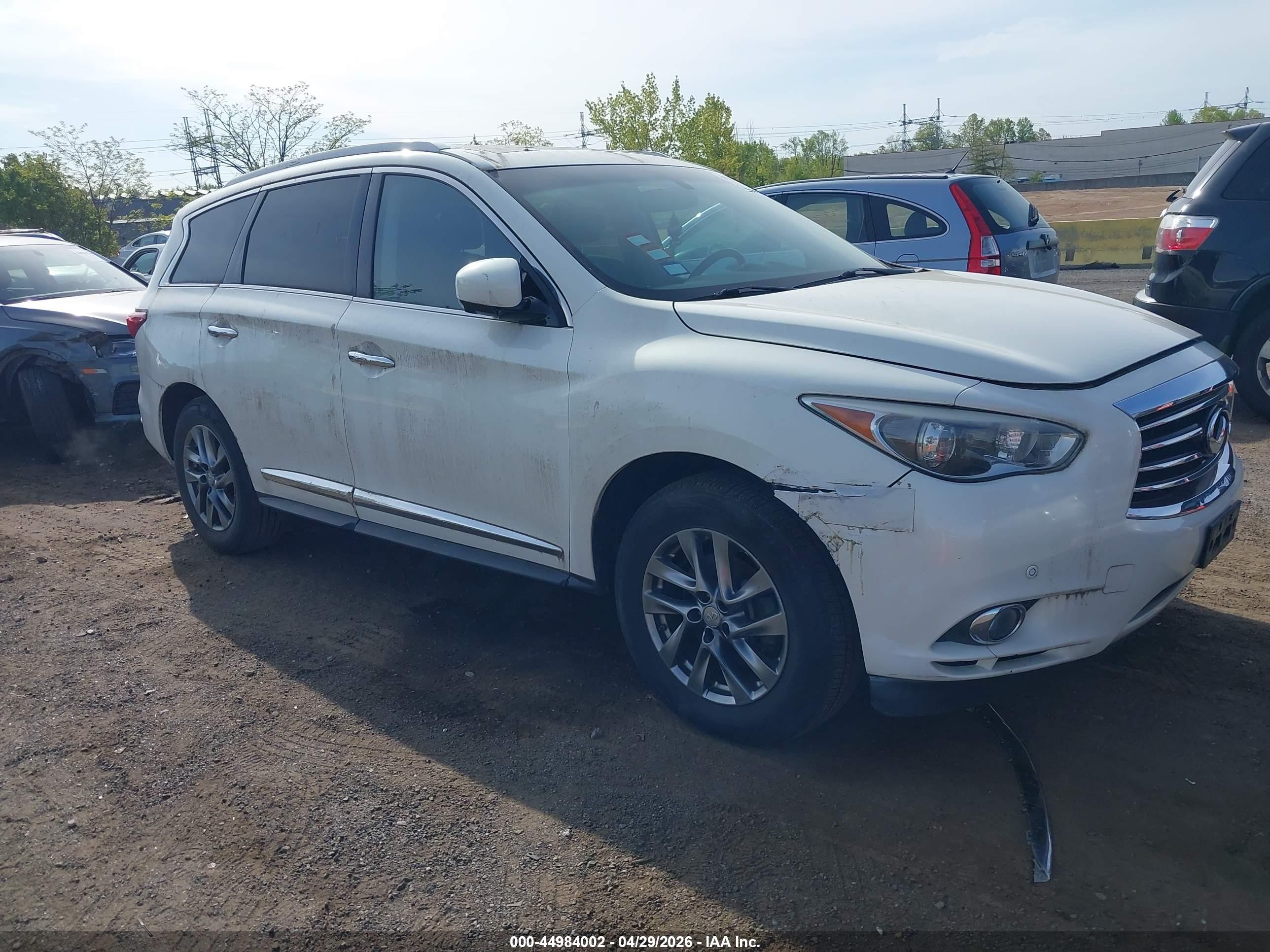 2013 Infiniti JX35, VIN 5N1AL0MM2DC328528 — Normal wear