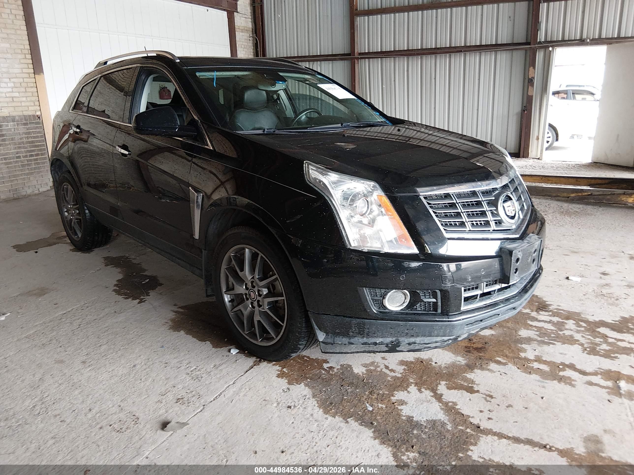 2016 Cadillac SRX Performance Collection, VIN 3GYFNCE33GS558549 — Normal wear
