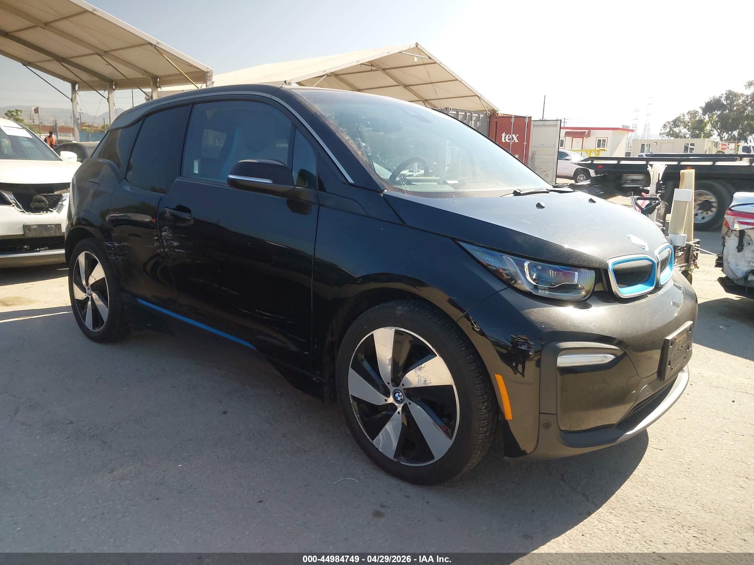 2019 BMW i3, VIN WBY8P2C59KVE41523 — Бок