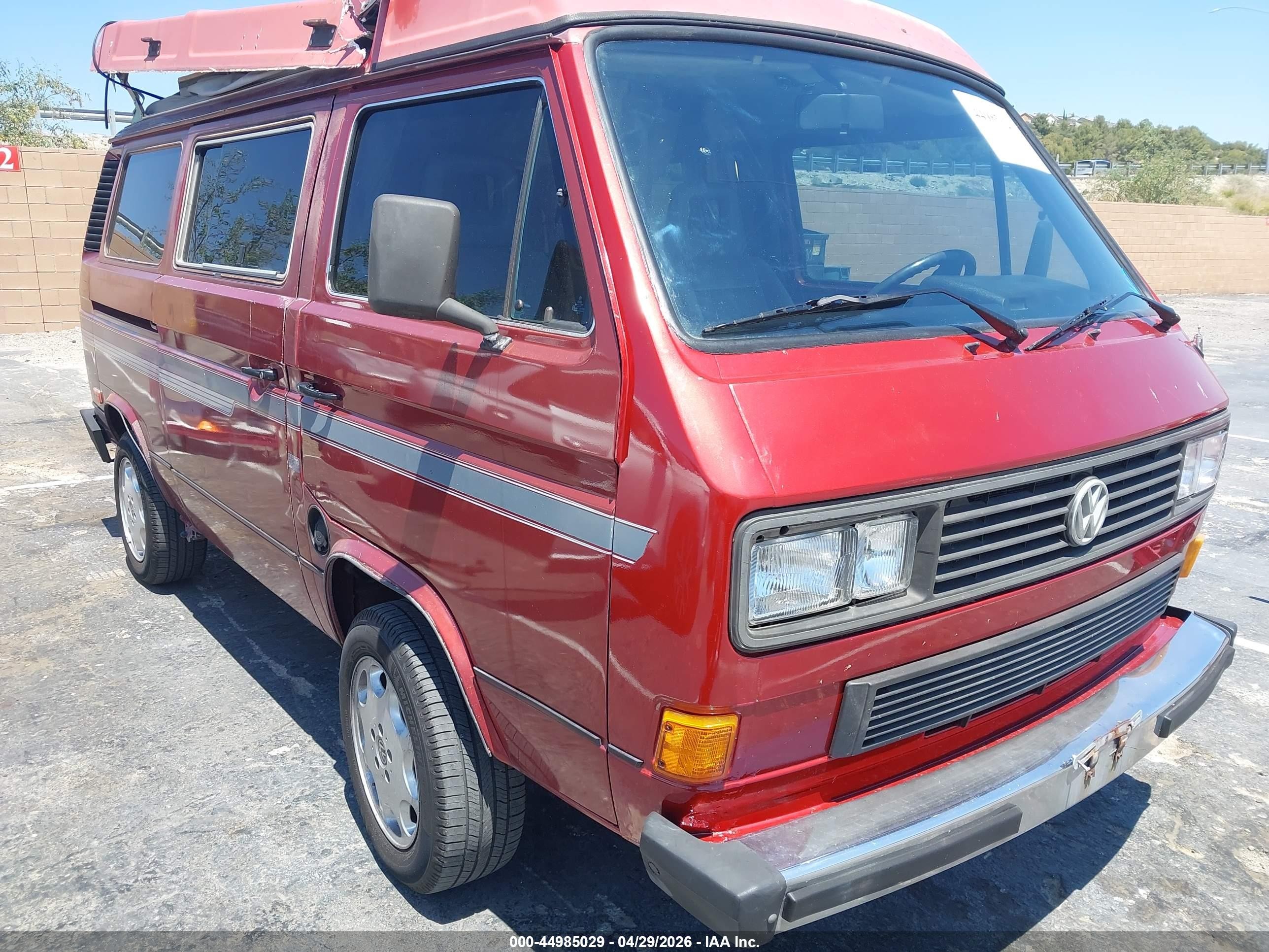 1987 Volkswagen Vanagon, VIN WV2ZB0251HH091529 — Roof
