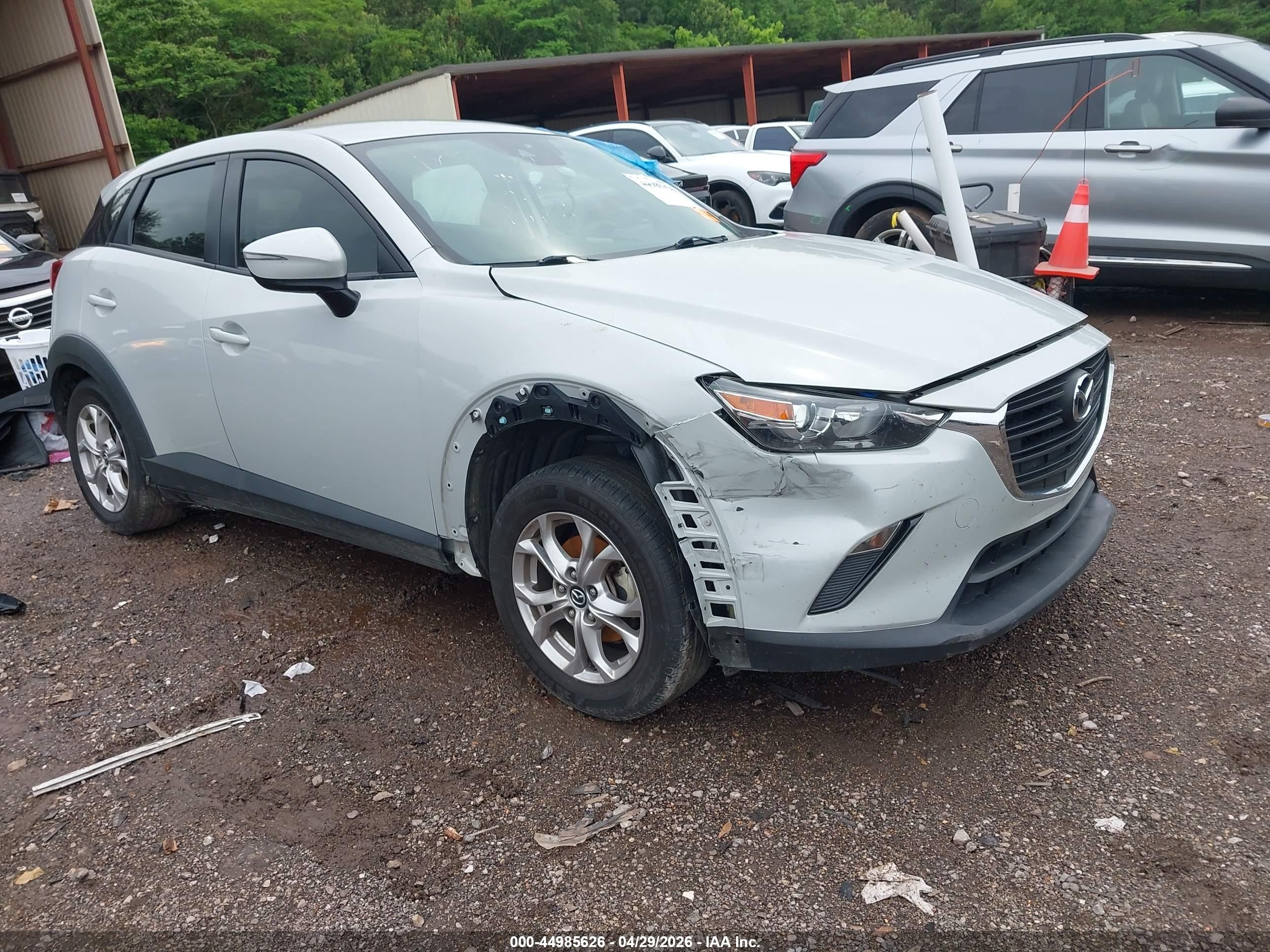 2019 Mazda CX-3 Sport, VIN JM1DKDB75K1439673 — Side