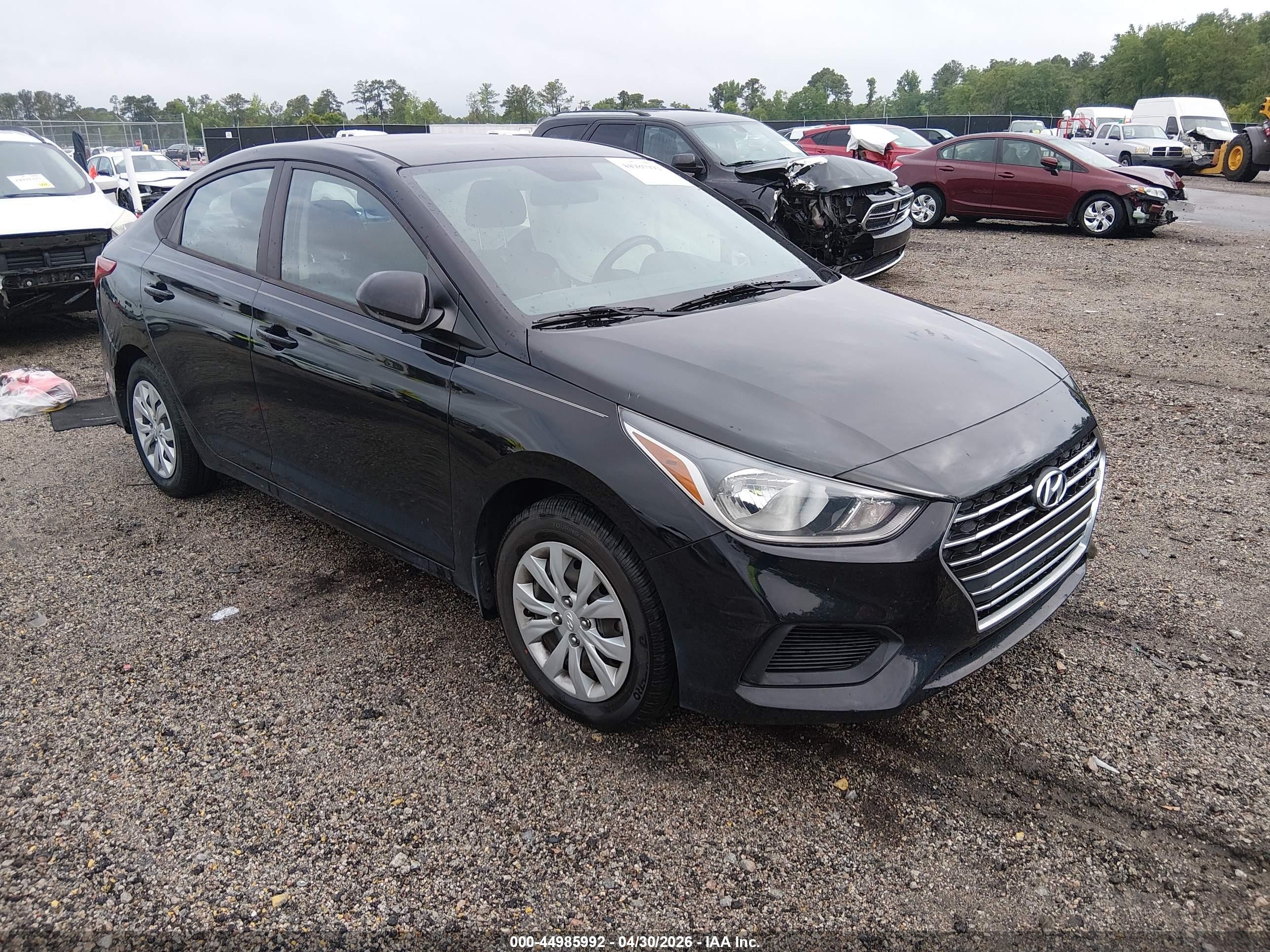 2022 Hyundai Accent SE, VIN 3KPC24A61NE158704 — Side