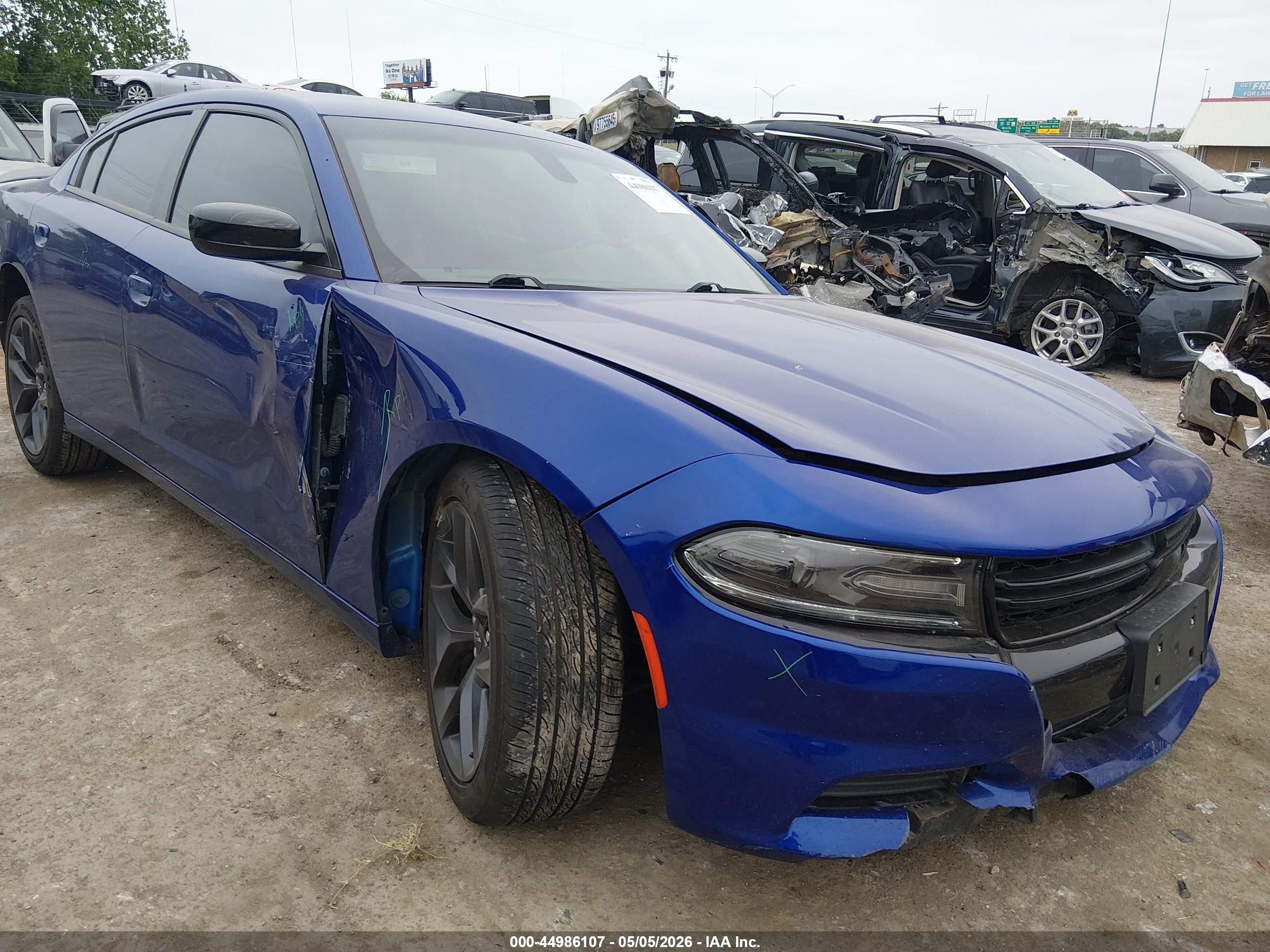 2021 Dodge Charger SXT, VIN 2C3CDXBG7MH677752 — Side