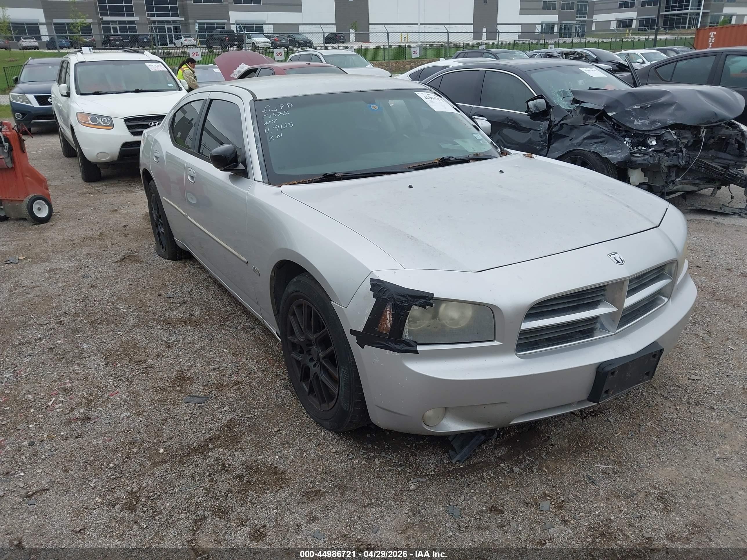 2010 Dodge Charger SXT, VIN 2B3CA3CV3AH226261 — Side