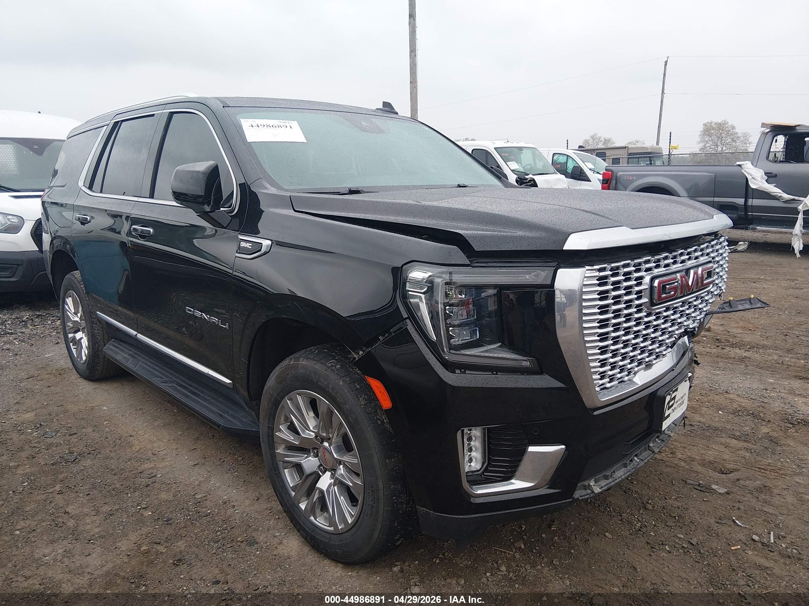 2023 GMC Yukon Denali, VIN 1GKS2DKL8PR298695 — Front end