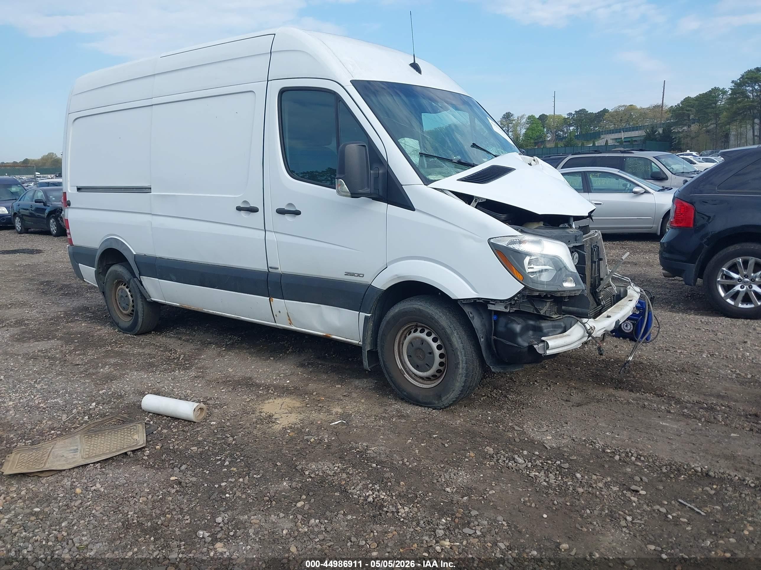 2014 Mercedes-Benz Sprinter Cargo, VIN WD3PE7DC5E5936892 — Front end