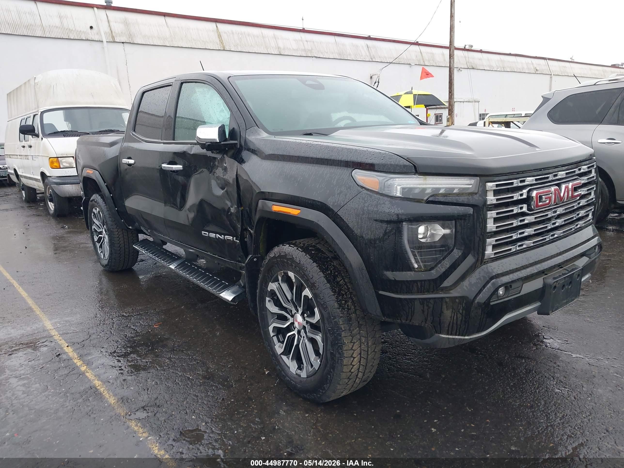 2023 GMC Canyon 4WD Denali, VIN 1GTP6FEK4P1189007 — Side