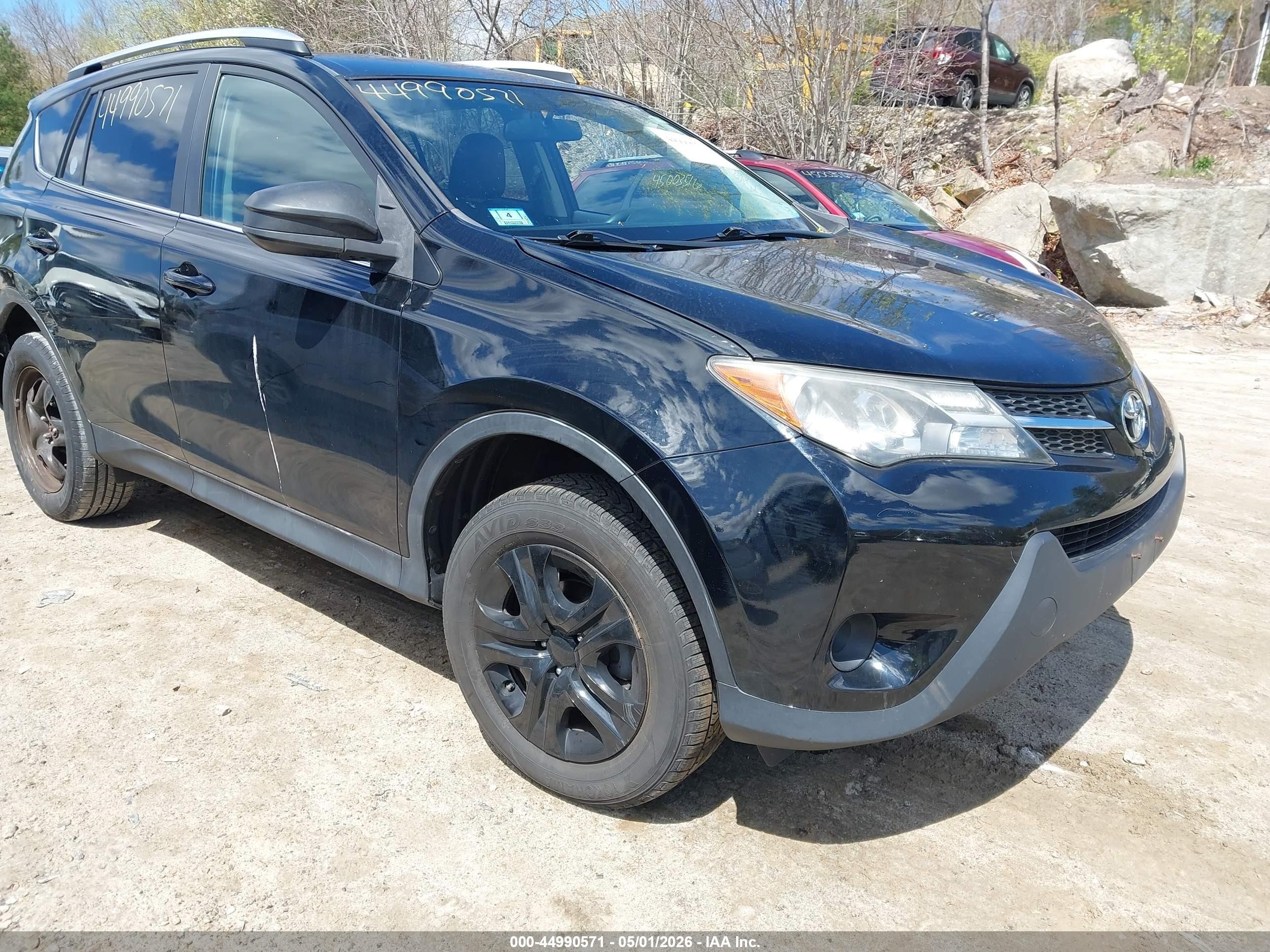 2013 Toyota RAV4 LE, VIN 2T3BFREV6DW102193 — Rear end