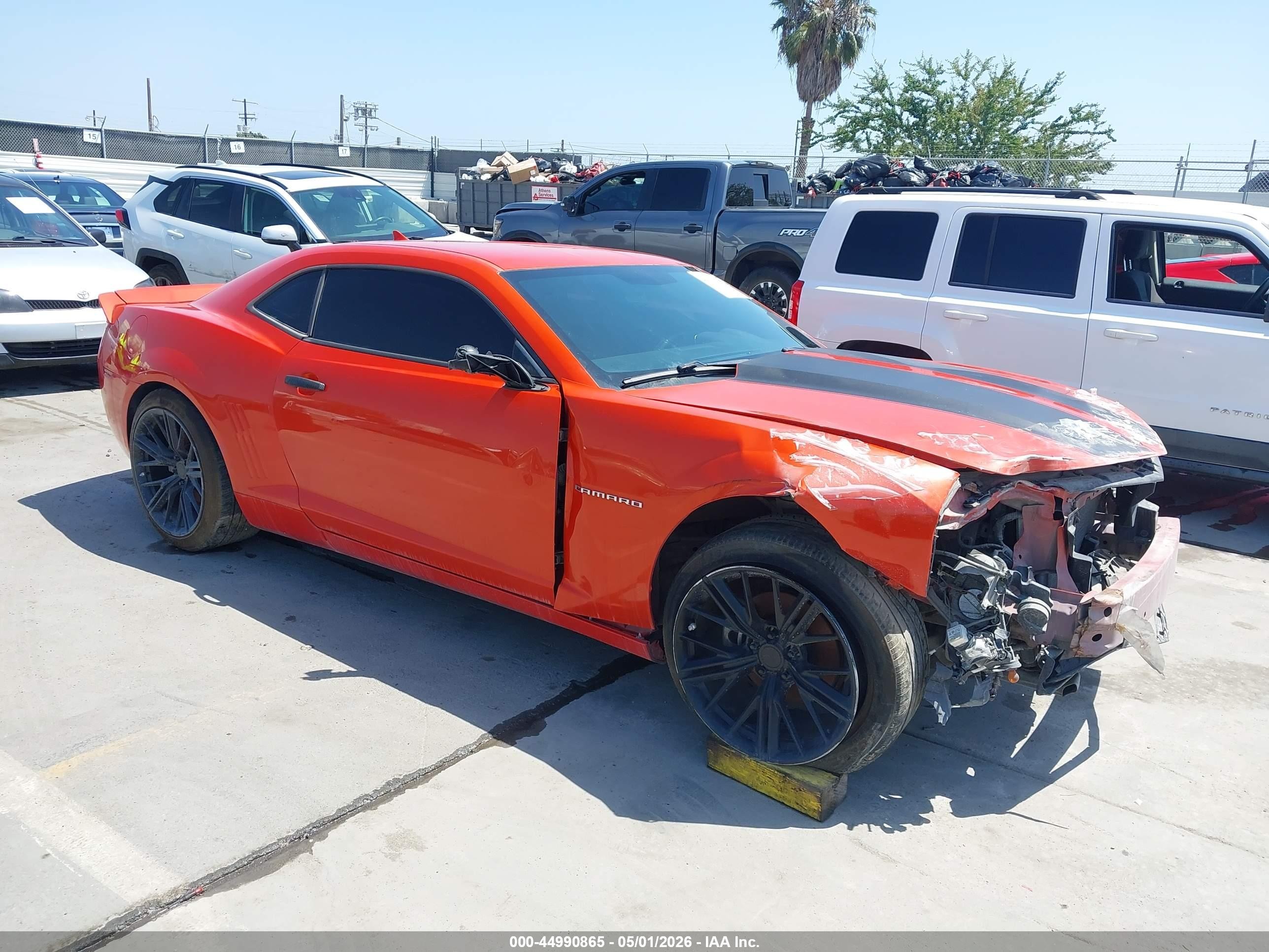 2012 Chevrolet Camaro 1LT, VIN 2G1FB1E36C9119946 — Front end