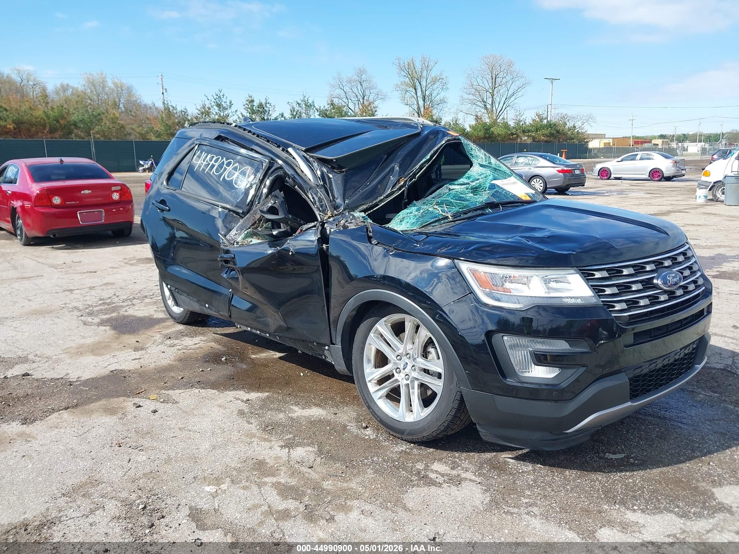 2017 Ford Explorer XLT, VIN 1FM5K8D8XHGC53291 — Storm