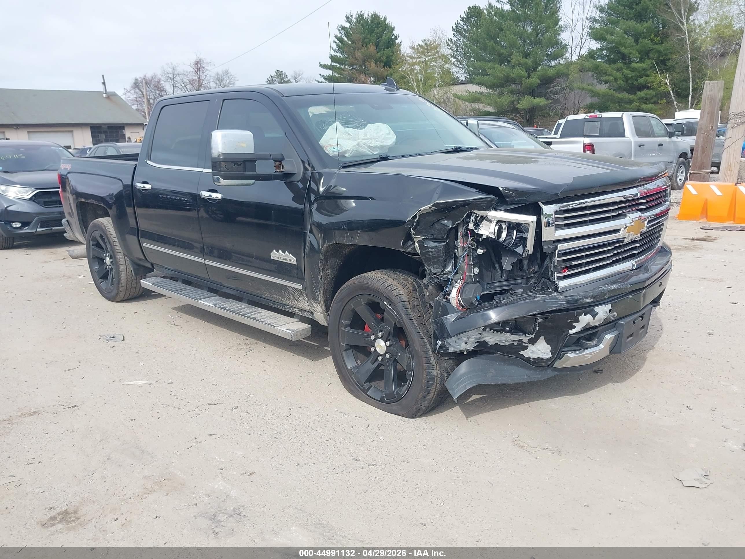 2015 Chevrolet Silverado 1500 High Country, VIN 3GCUKTEC7FG286952 — Front end