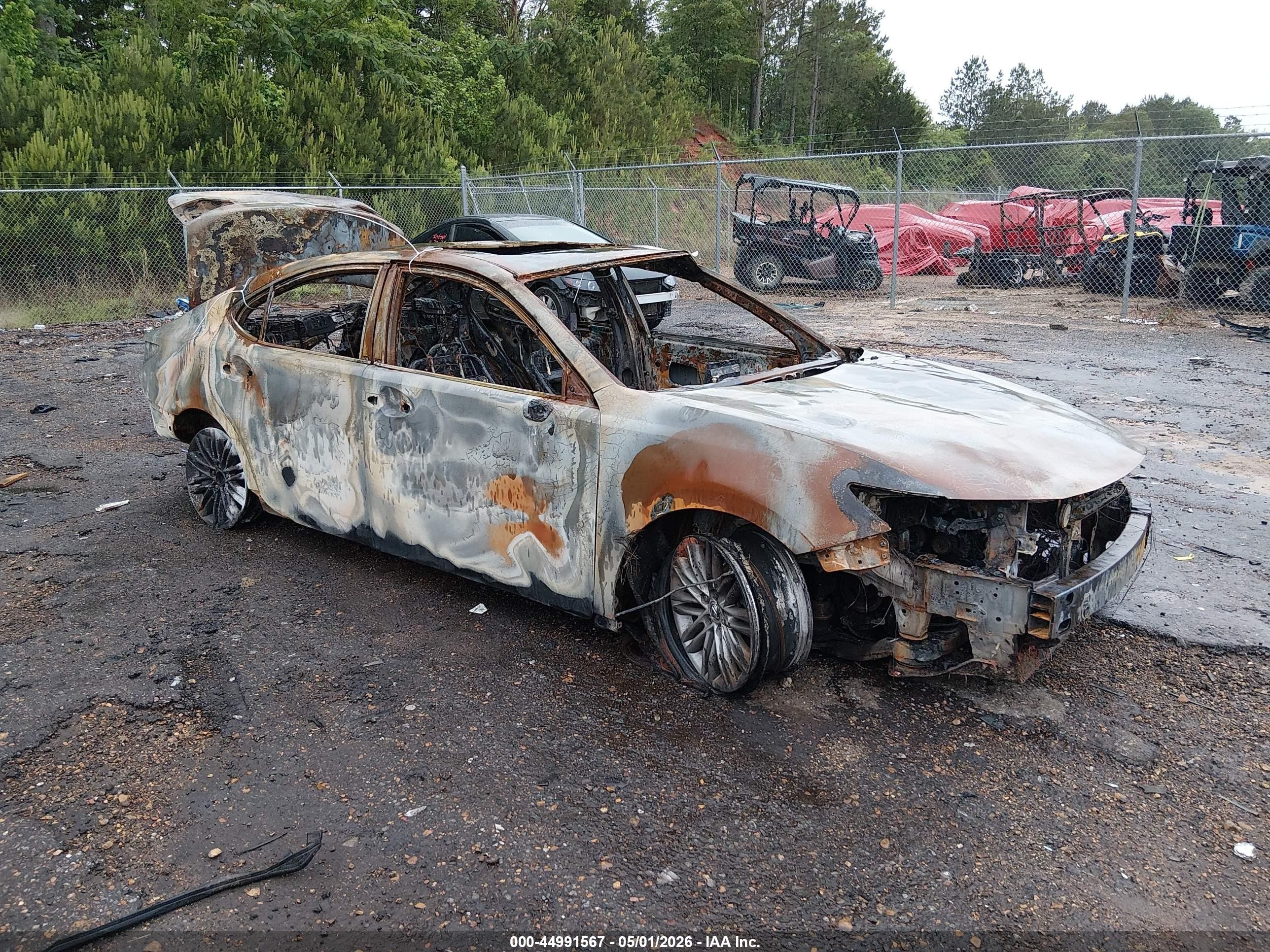 2018 Lexus ES 350, VIN 58ABK1GGXJU085875 — Burn