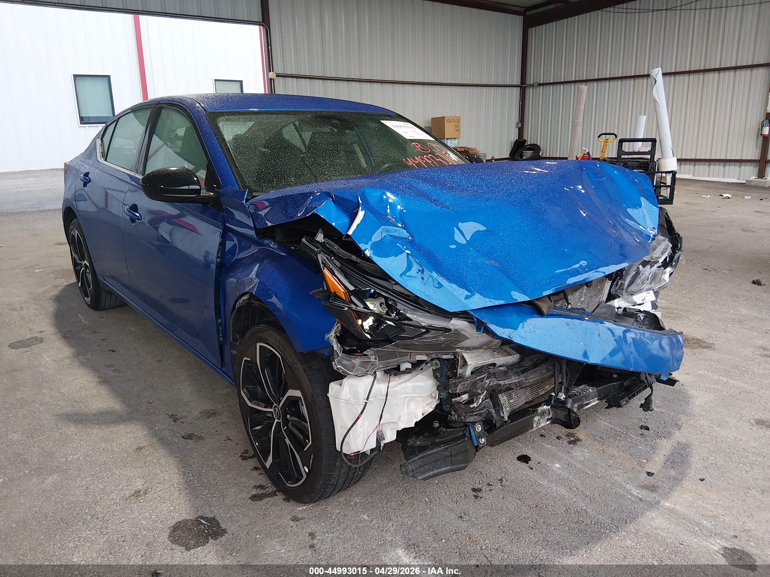 2025 Nissan Altima SR, VIN 1N4BL4CV4SN311845 — Front end