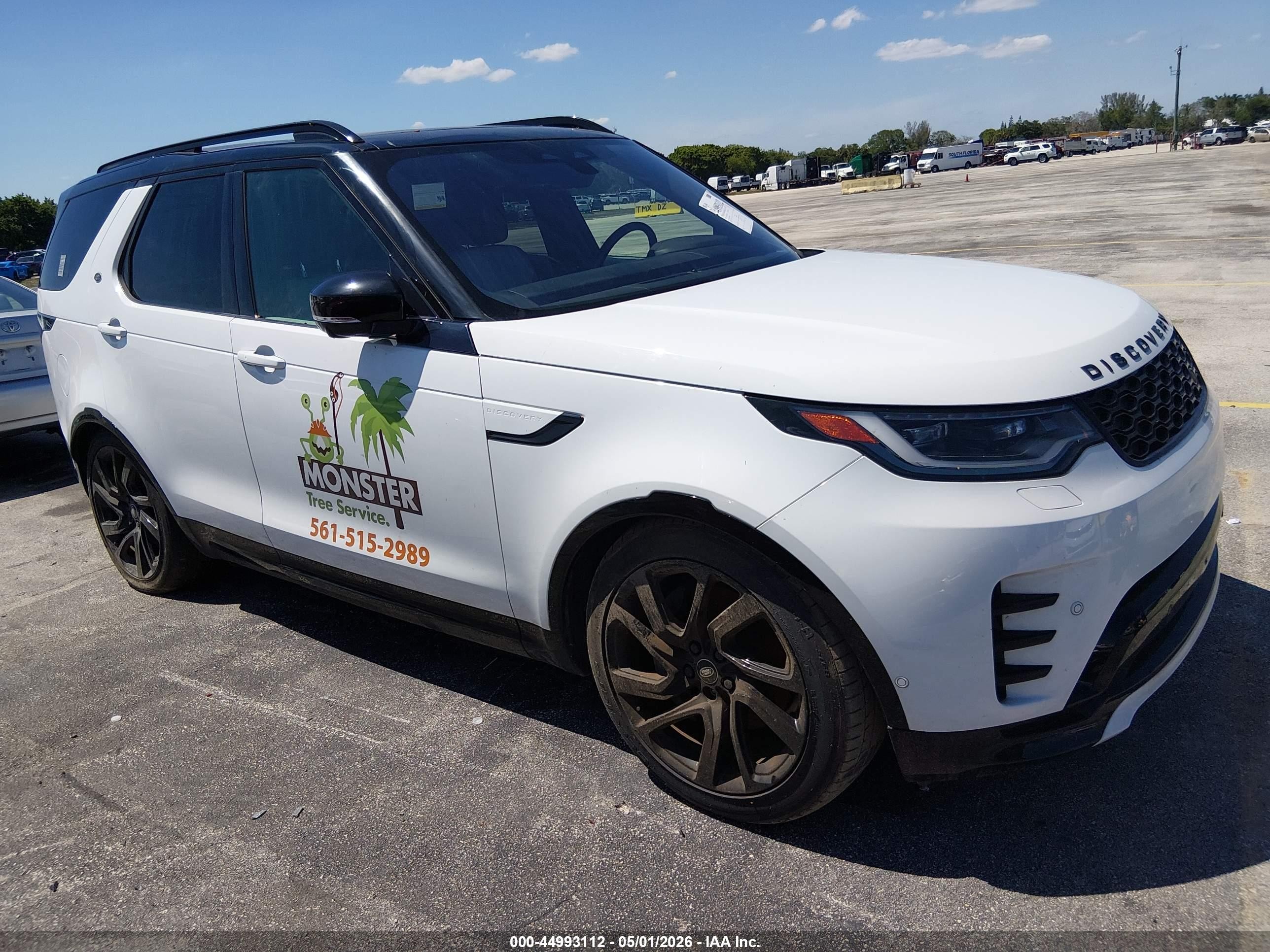 2023 Land Rover Discovery, VIN SALRT2EXXP2465554 — Normal wear