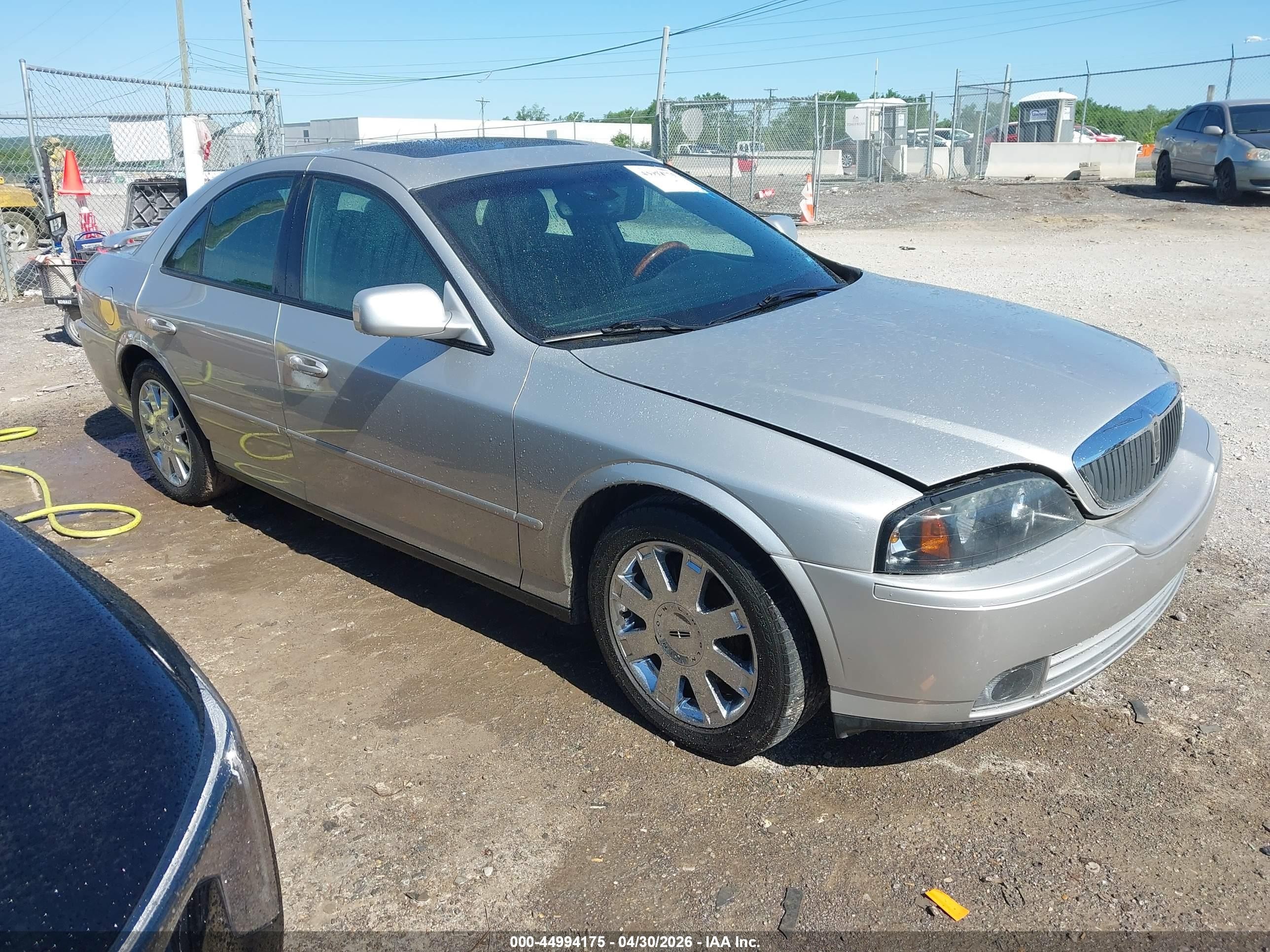 2003 Lincoln LS Sport, VIN 1LNHM87A23Y678626 — Normal wear